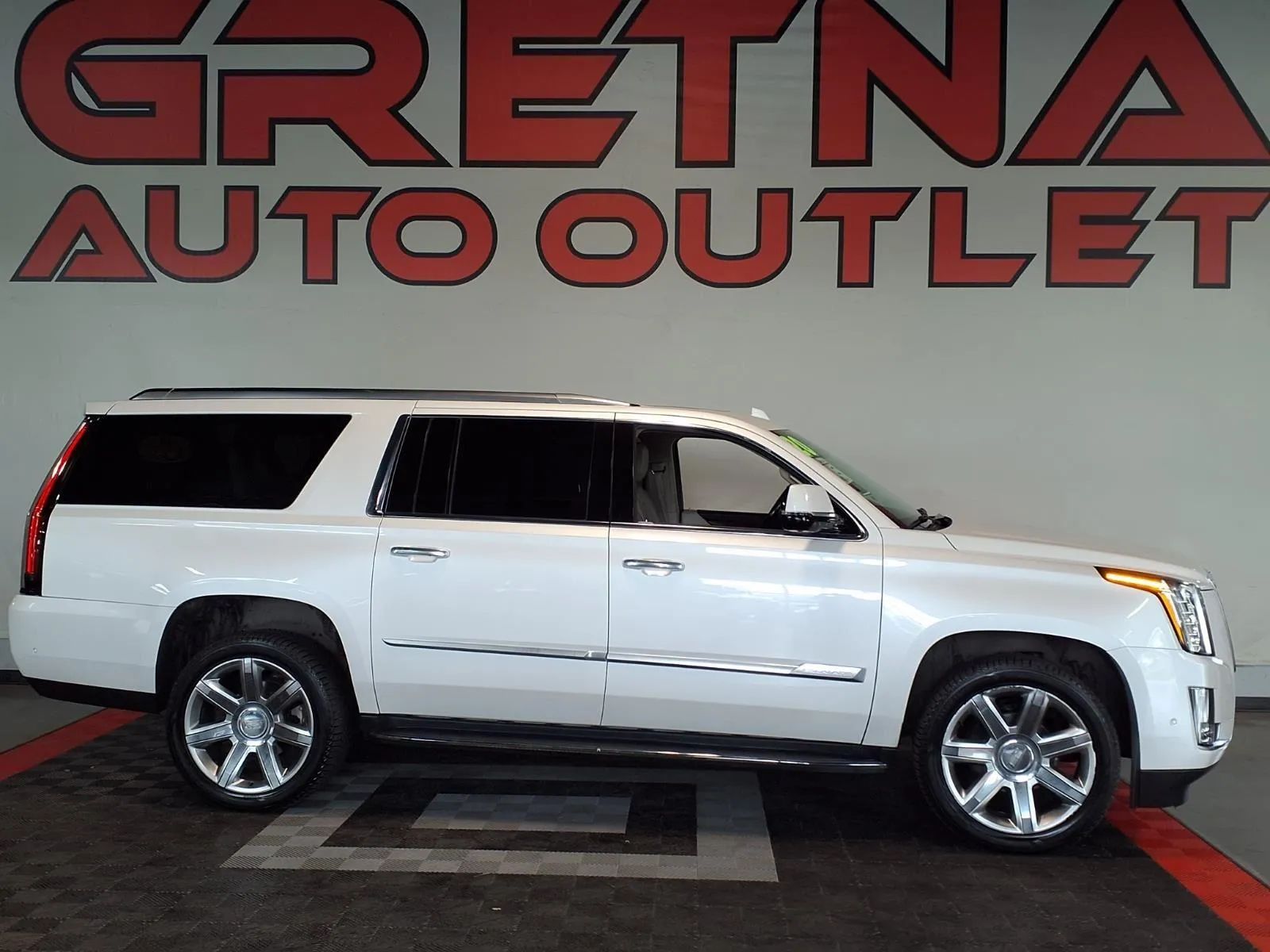White 2020 Cadillac Escalade ESV SUV / Crossover Four-Wheel Drive Automatic
