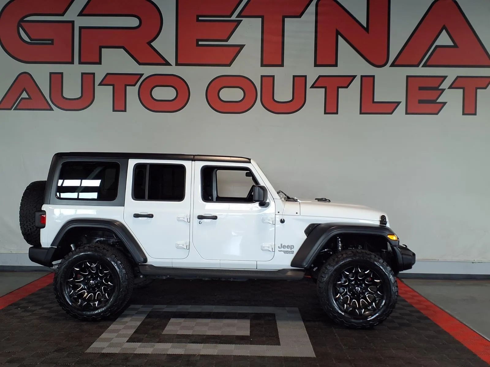 White 2018 Jeep Wrangler SUV / Crossover Four-Wheel Drive Manual