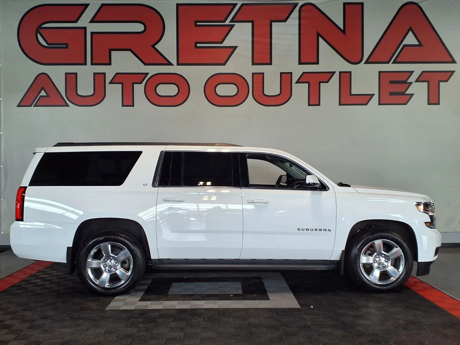 White 2016 Chevrolet Suburban SUV / Crossover Four-Wheel Drive Automatic