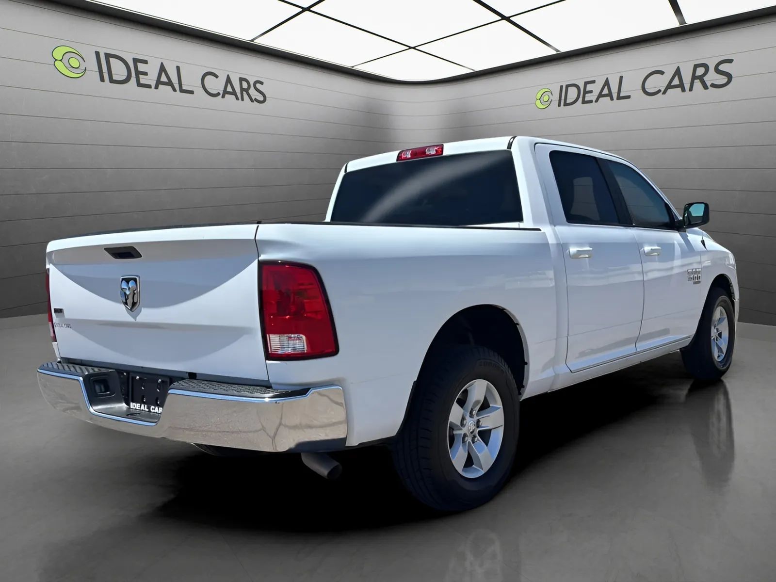 View vehicle photo 5