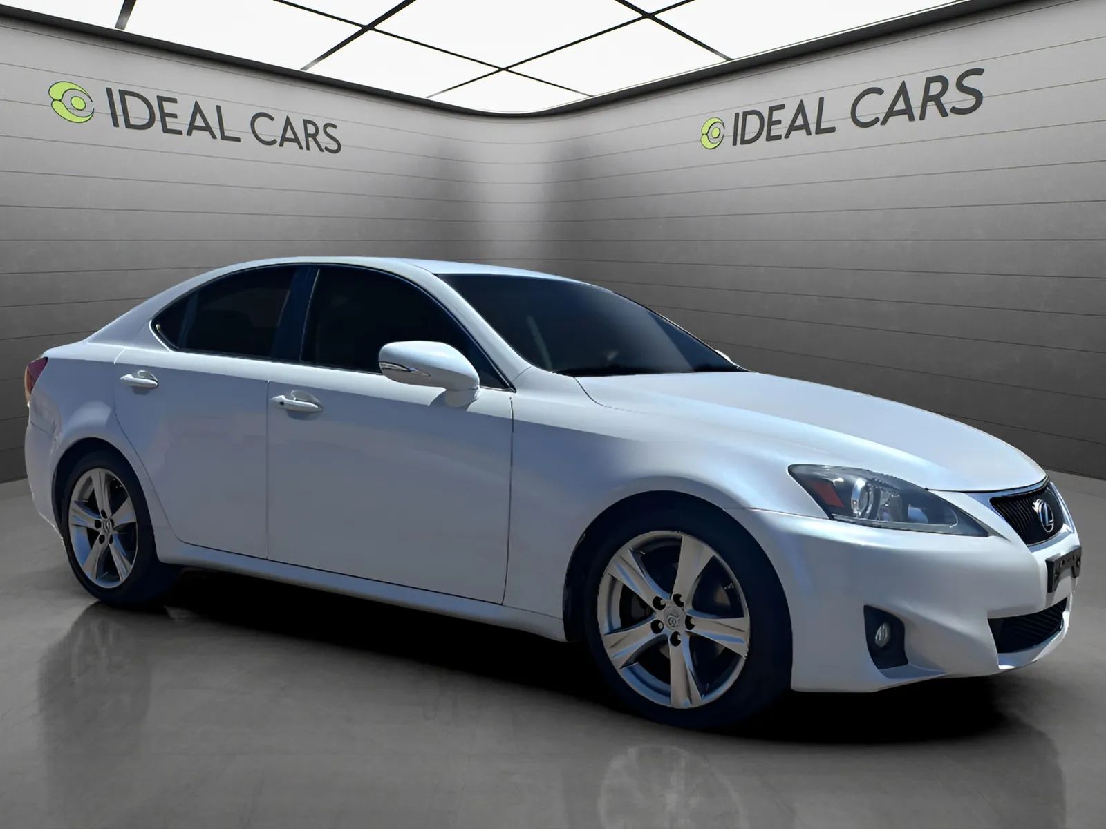 View vehicle photo 3