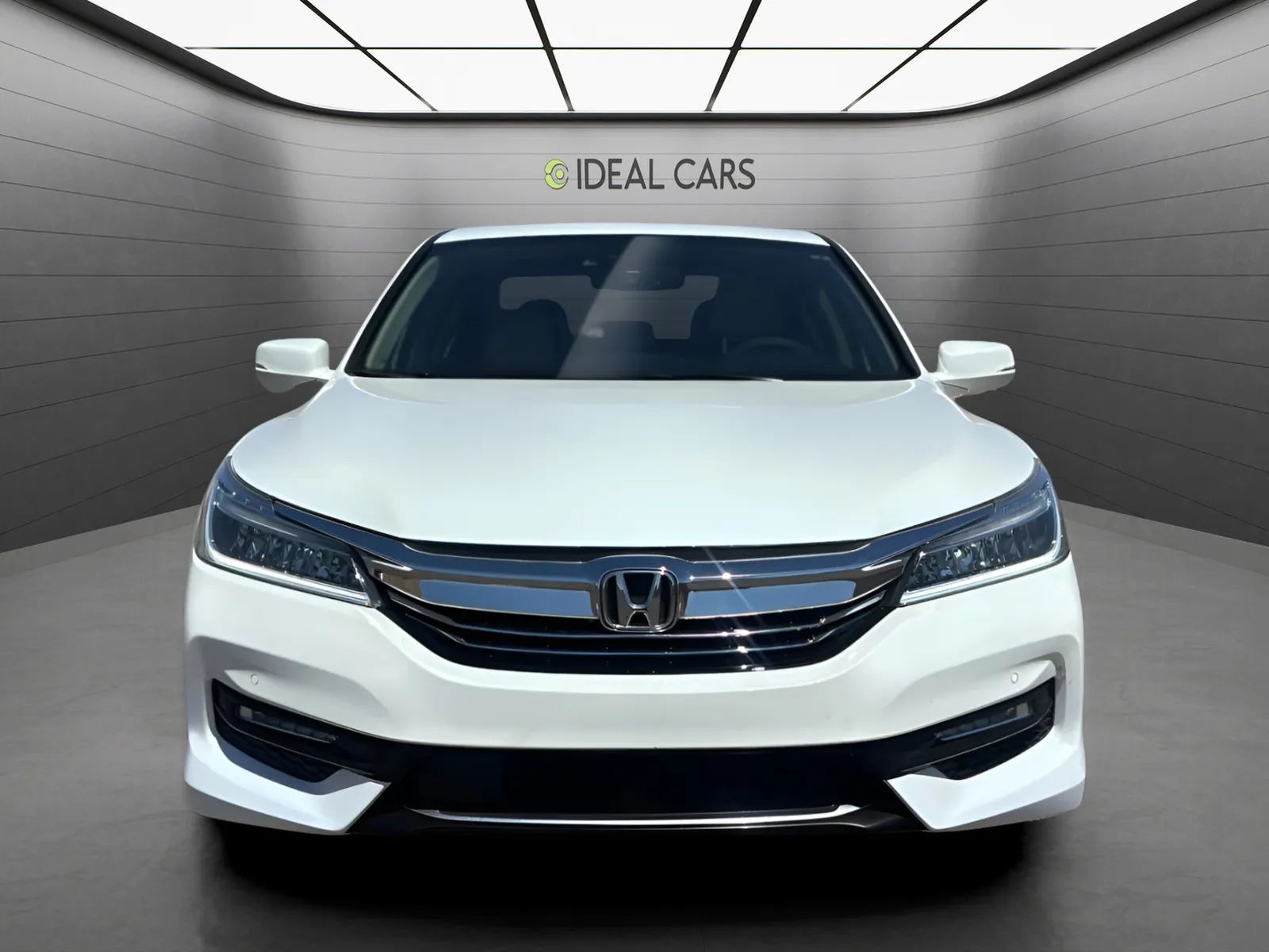 View vehicle photo 2