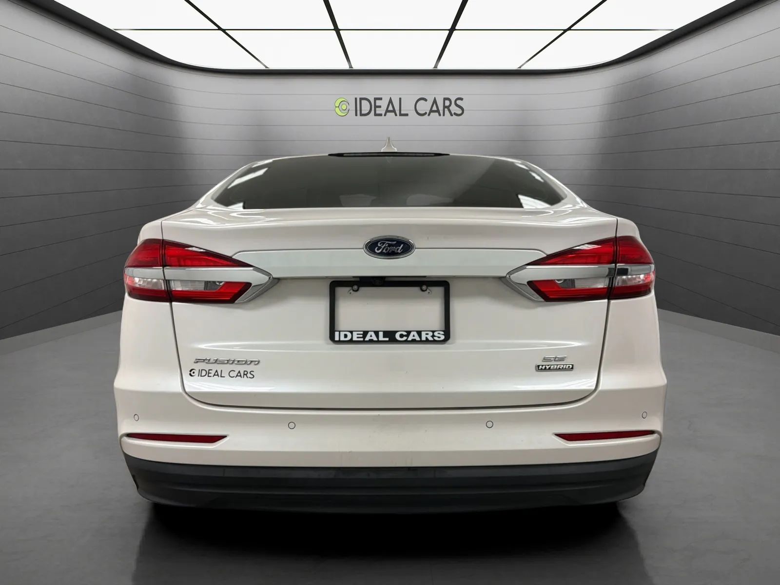 View vehicle photo 6