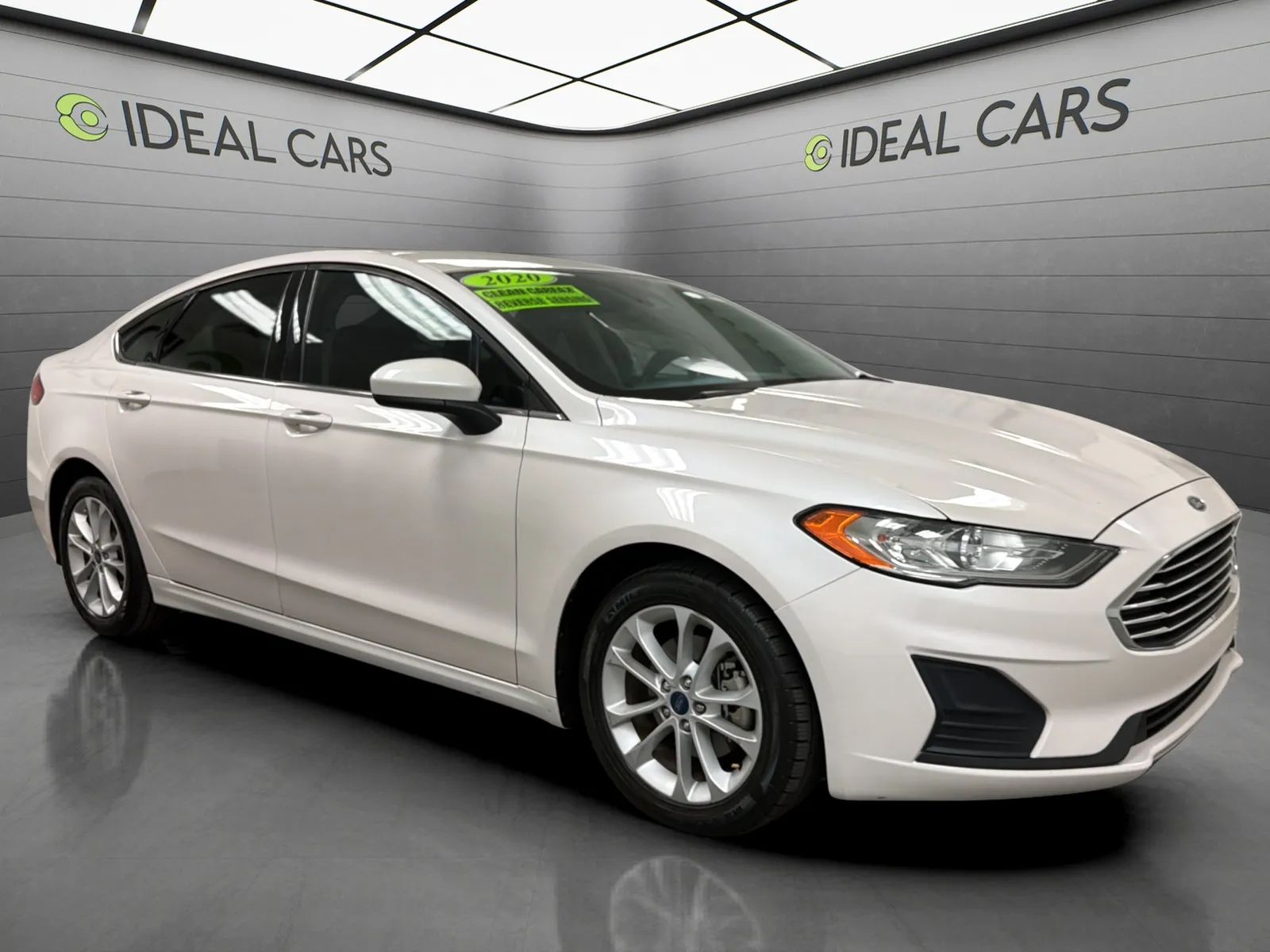 View vehicle photo 3