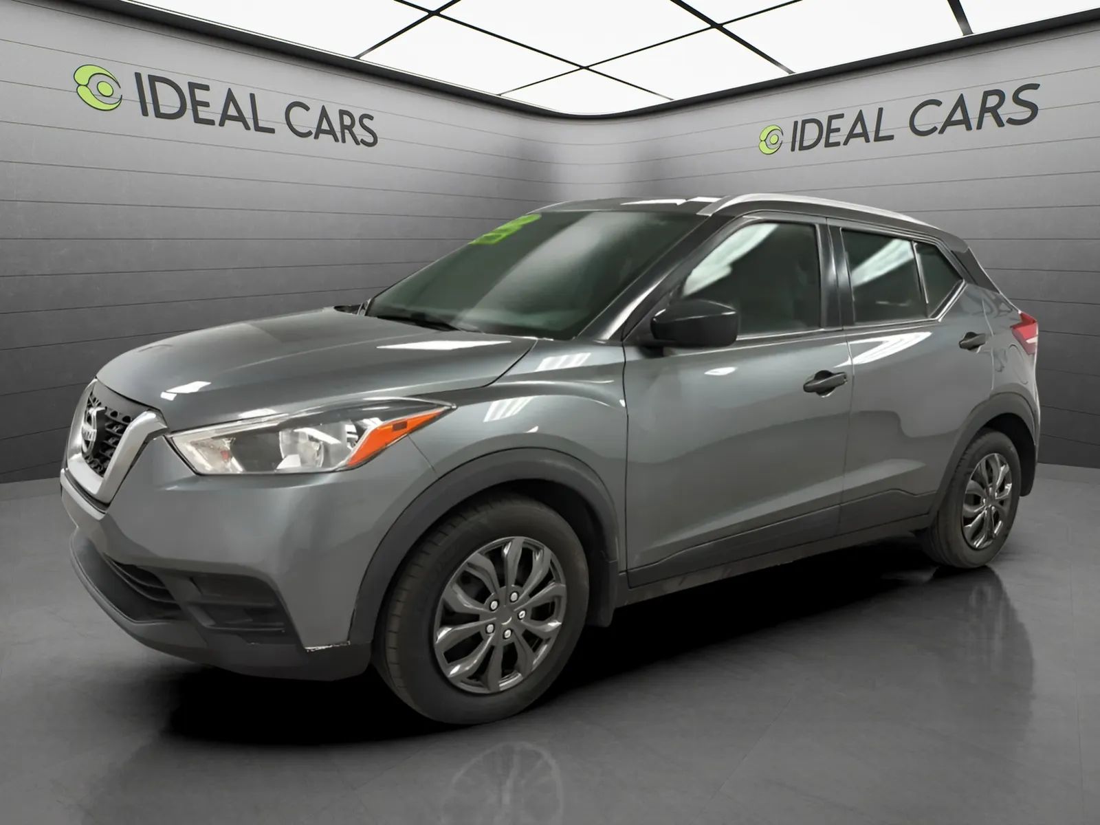 Gray 2019 Nissan Kicks SUV / Crossover Front-Wheel Drive Automatic
