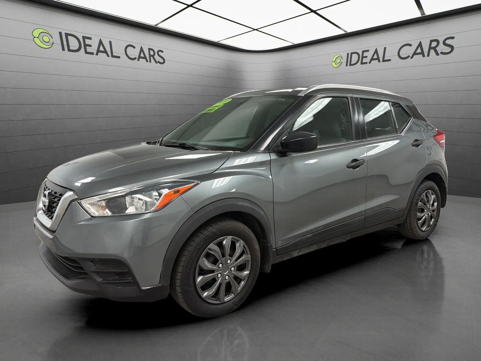 Gray 2019 Nissan Kicks SUV / Crossover Front-Wheel Drive Automatic