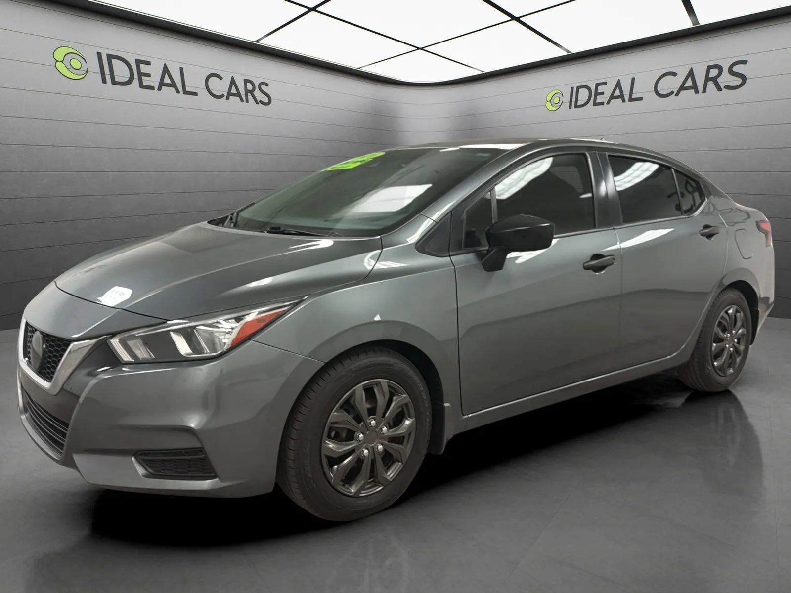2020 Nissan Versa S FWD