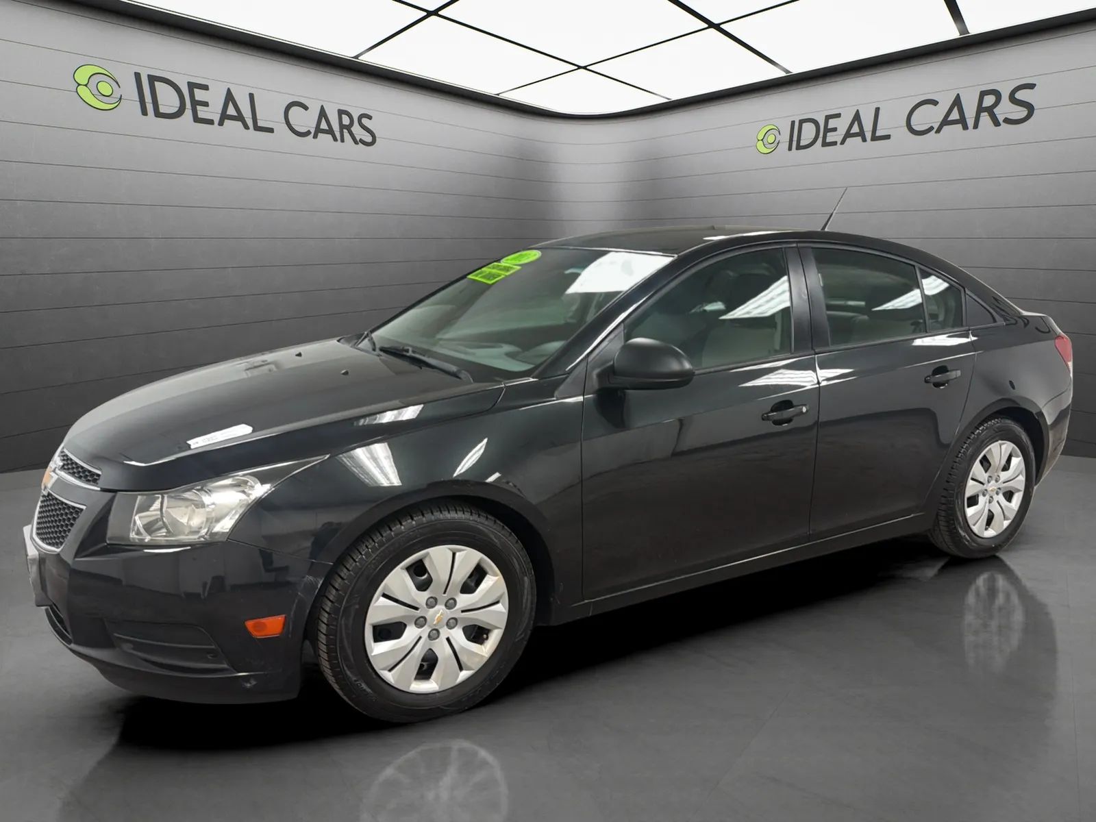 2013 Chevrolet Cruze  Sedán Tracción delantera Automática