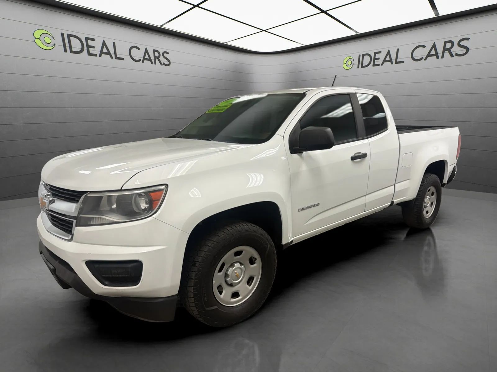White 2019 Chevrolet Colorado Pickup Truck 4X2 Automatic
