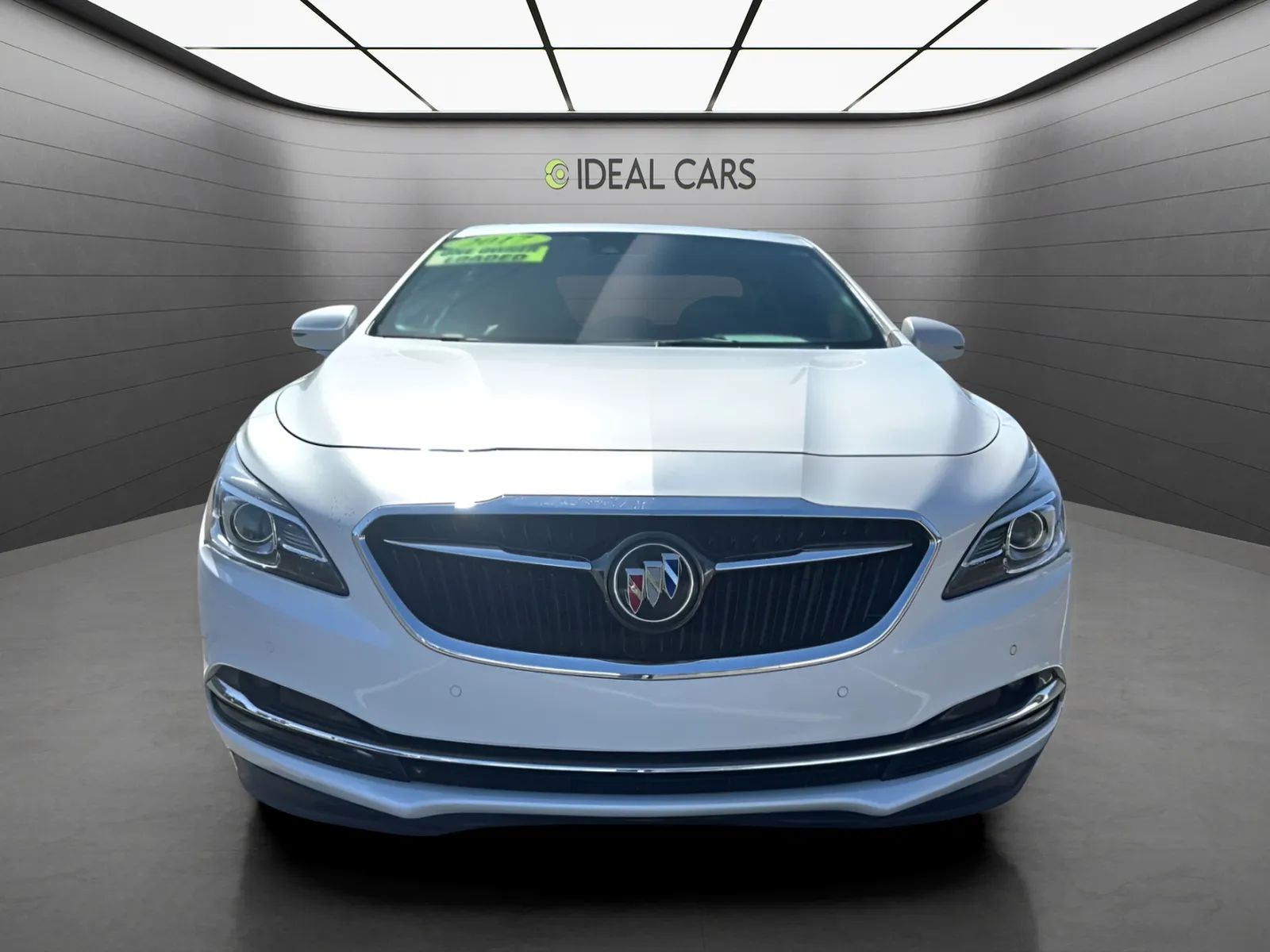 View vehicle photo 2