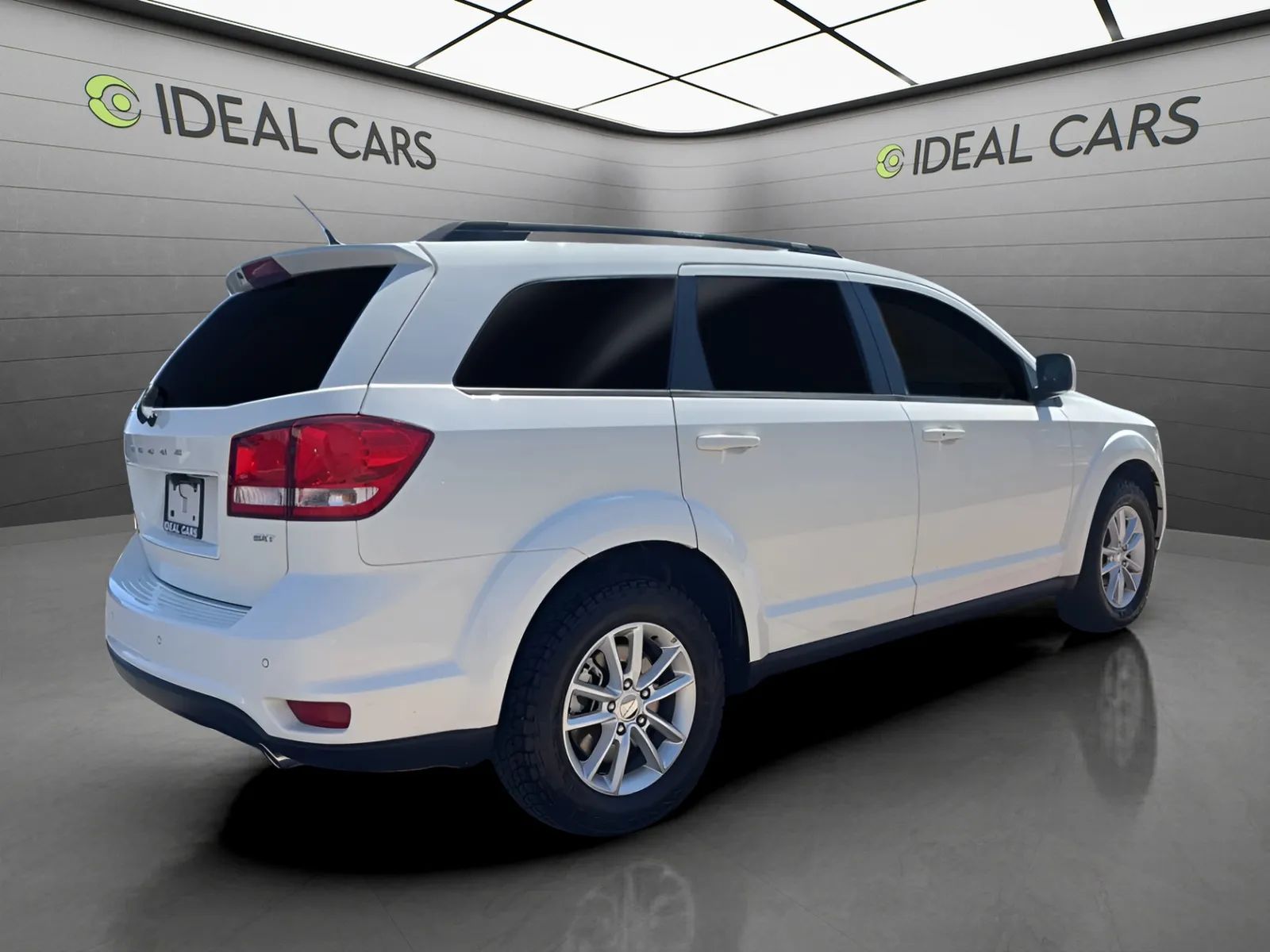 View vehicle photo 5
