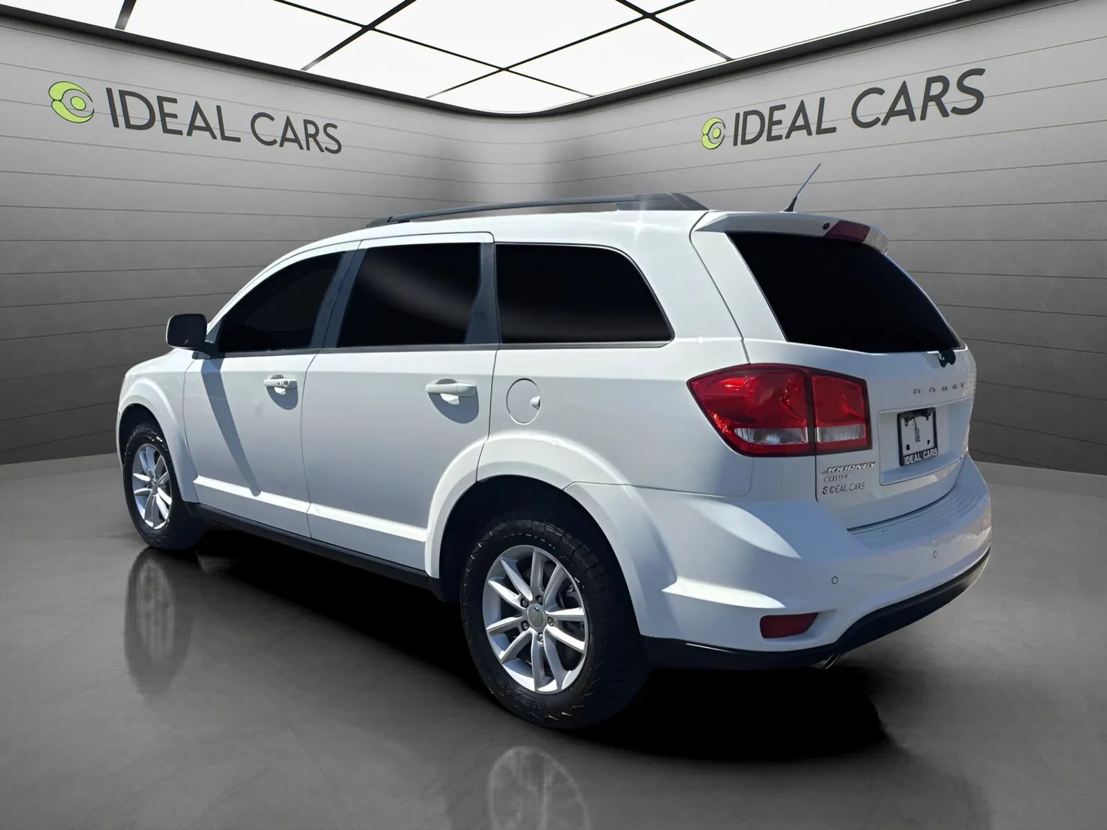 View vehicle photo 7