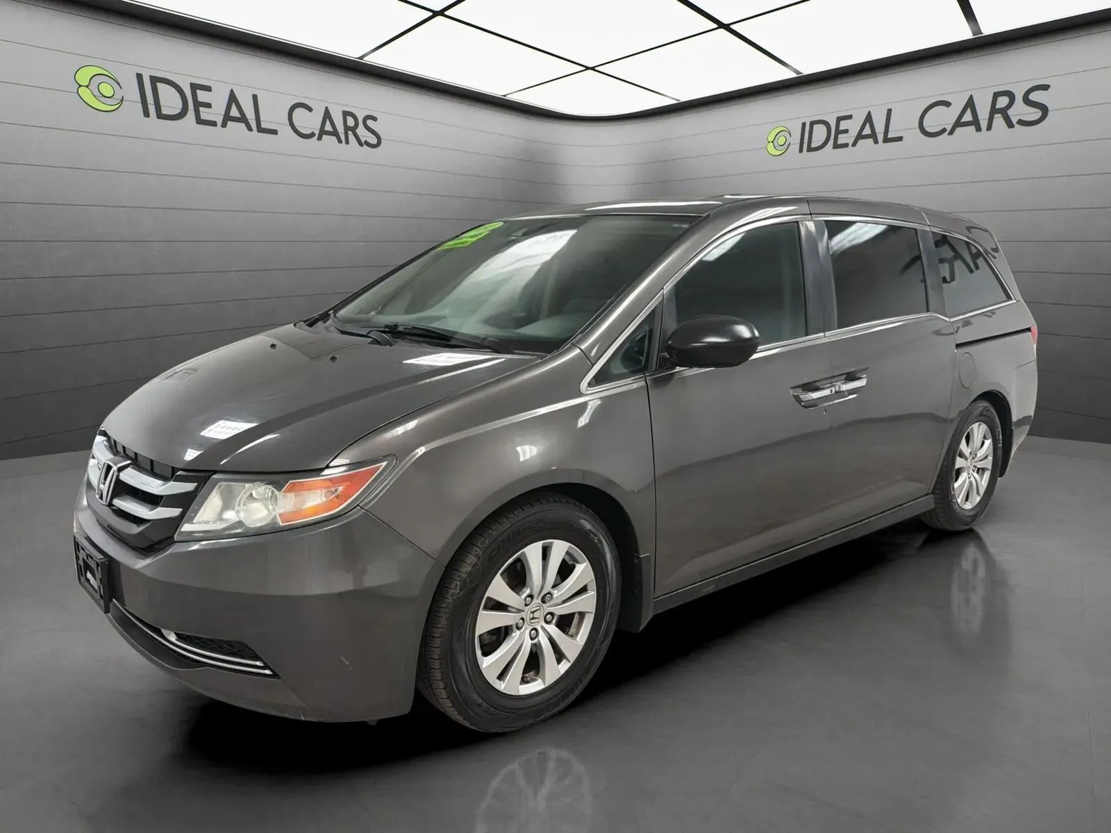 Gray 2014 Honda Odyssey Minivan Front-Wheel Drive