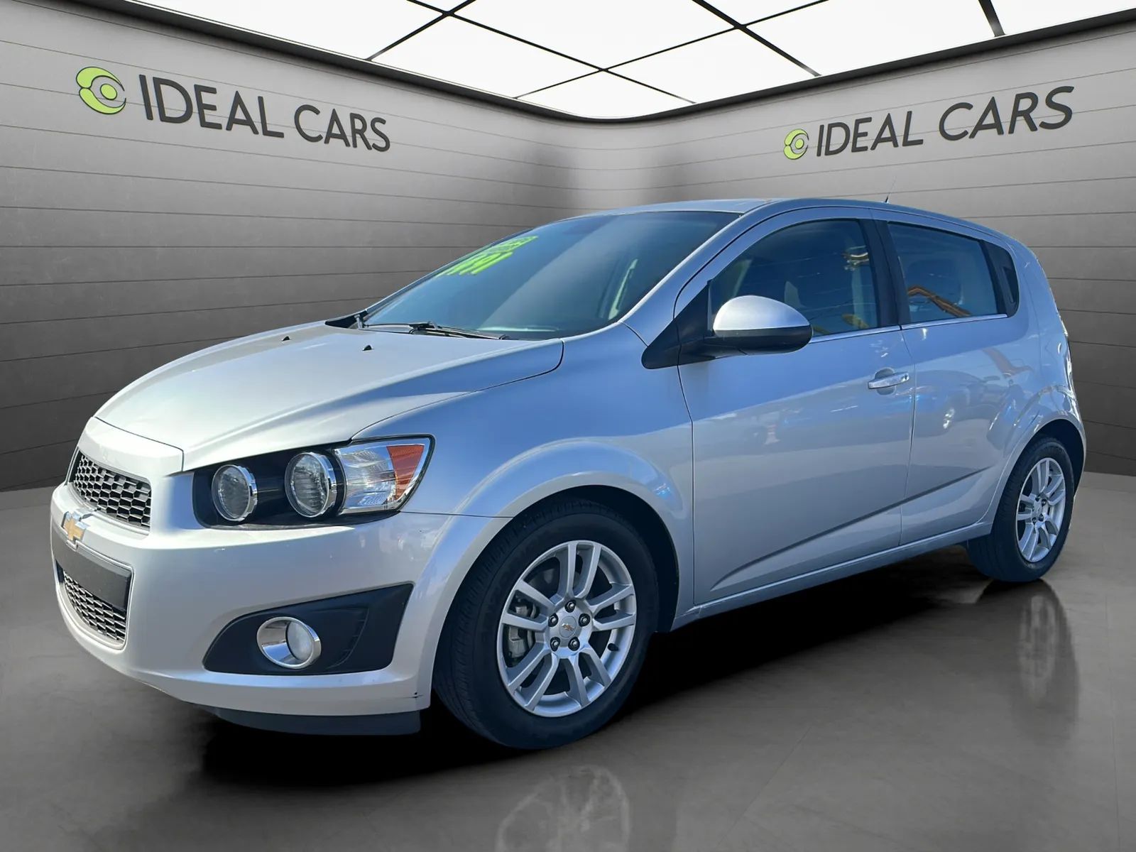 View vehicle photo 2