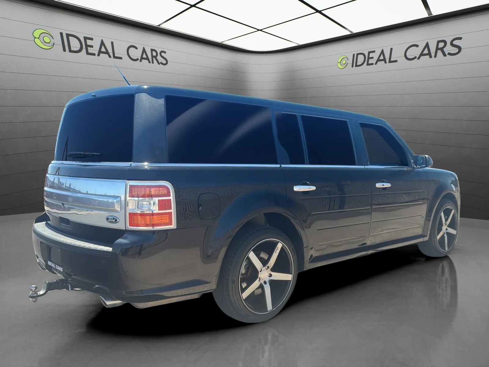 View vehicle photo 5