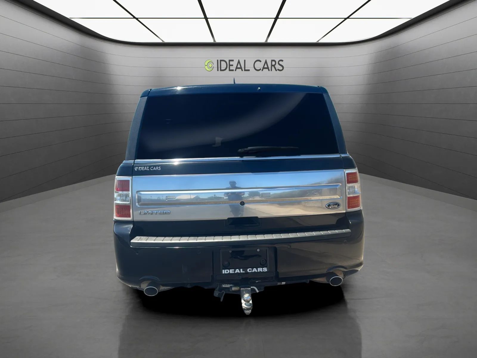 View vehicle photo 4