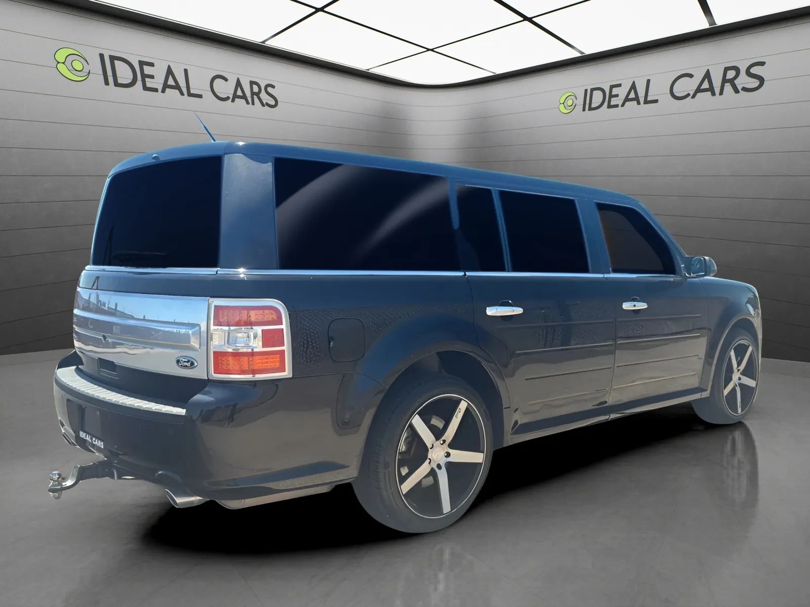View vehicle photo 5