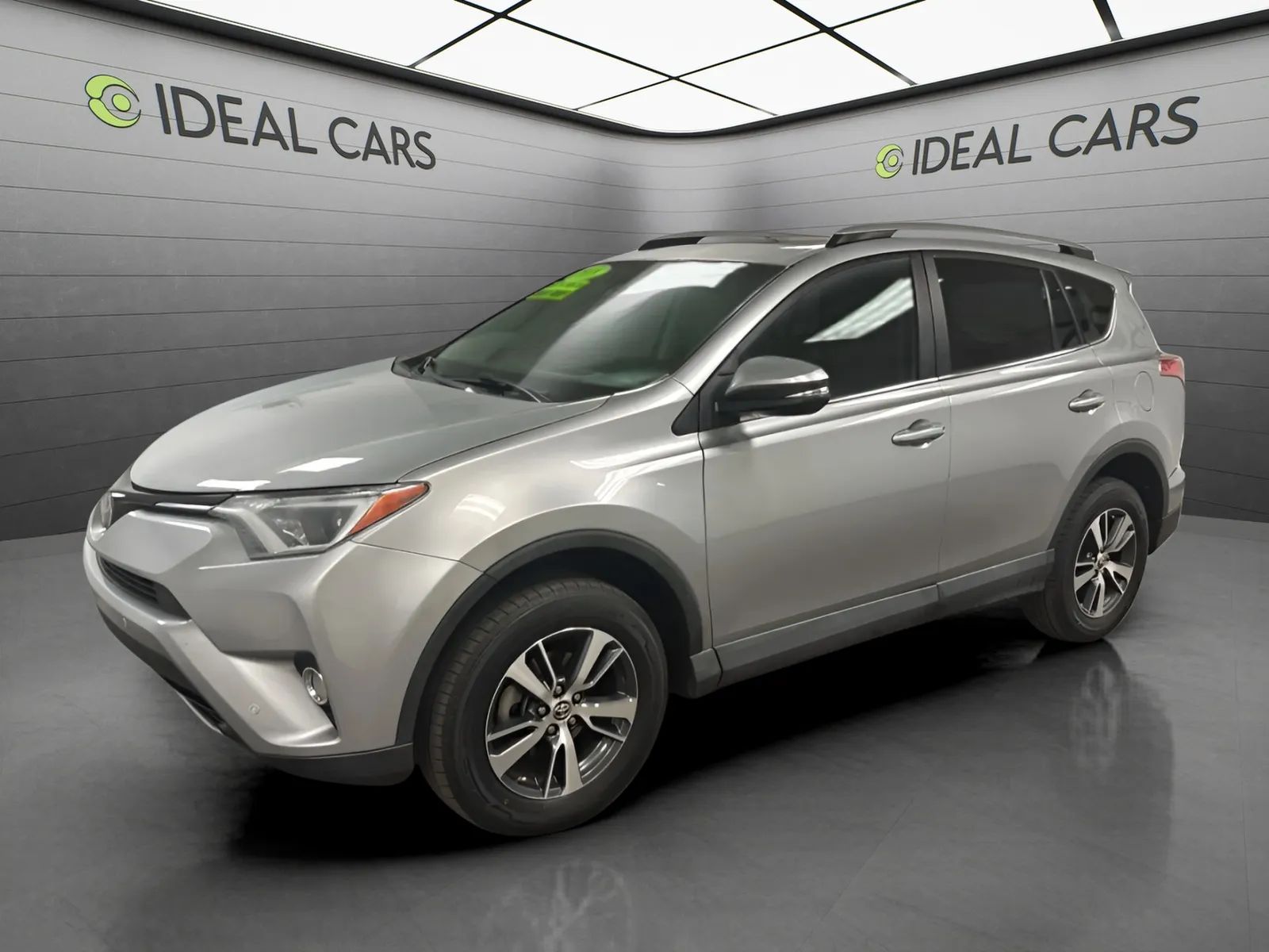 Silver 2018 Toyota RAV4 SUV / Crossover Front-Wheel Drive Automatic