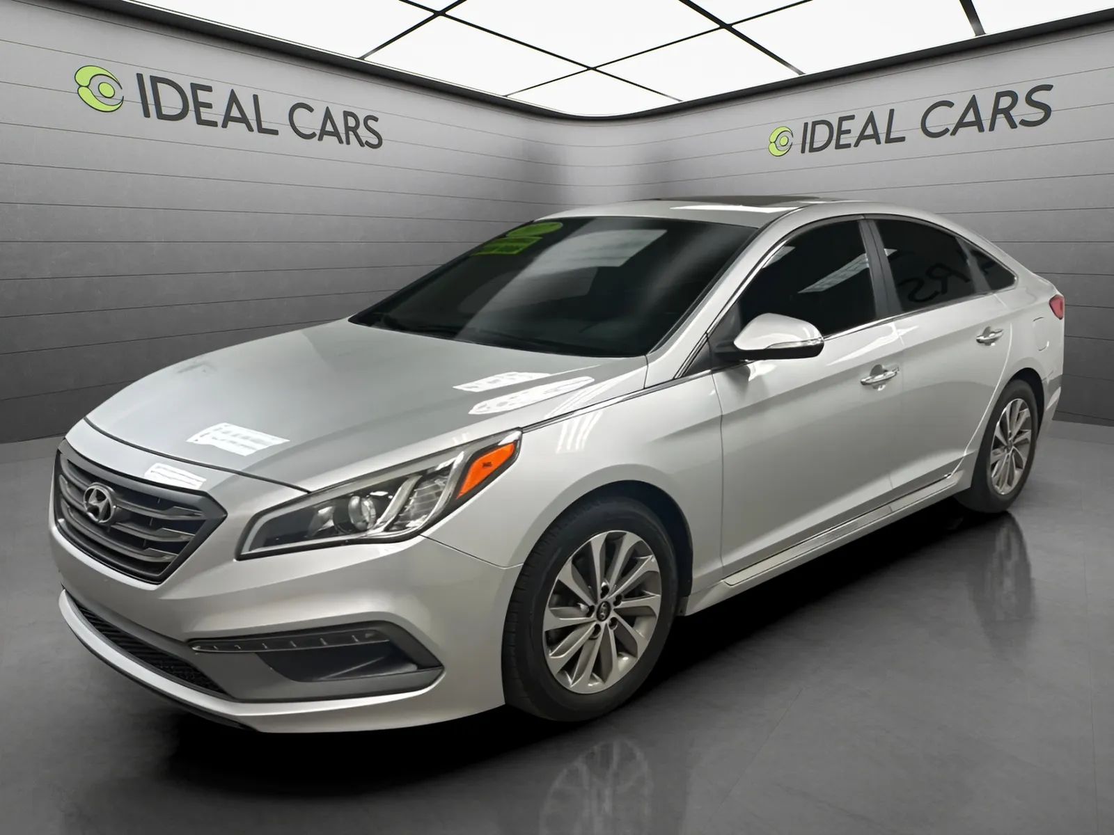 Silver 2017 Hyundai Sonata Sedan Front-Wheel Drive Automatic