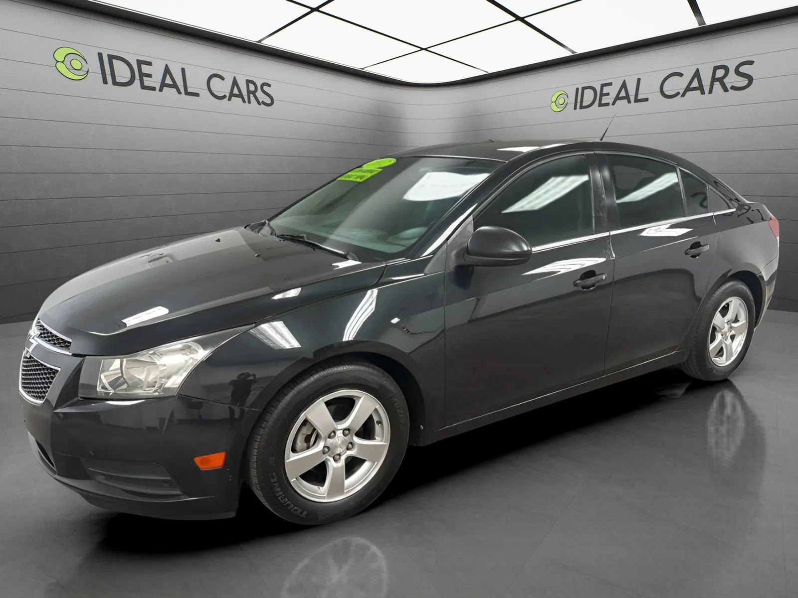 2012 Chevrolet Cruze Negro Sedán Tracción delantera 6 velocidades Automática