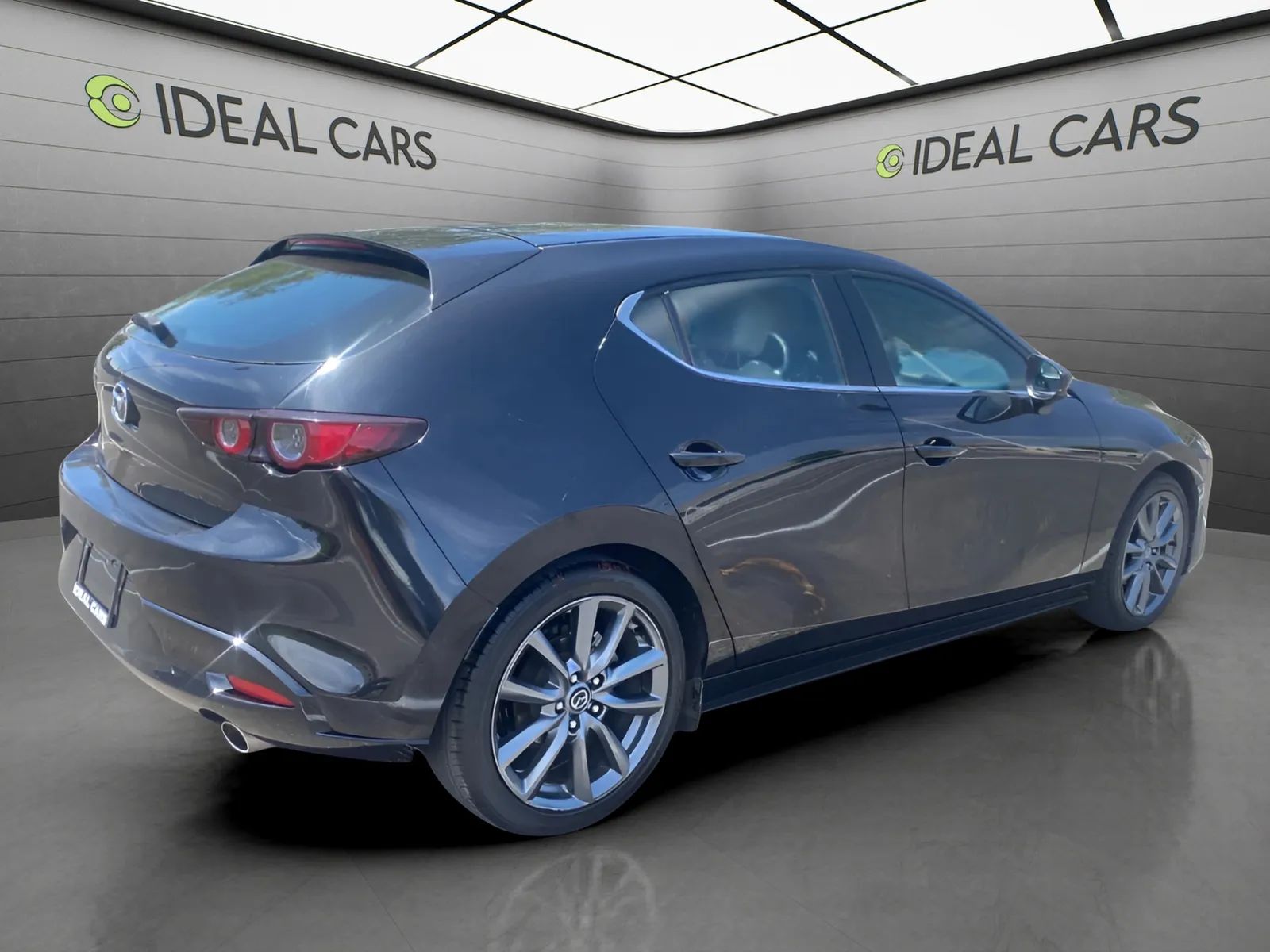 View vehicle photo 5