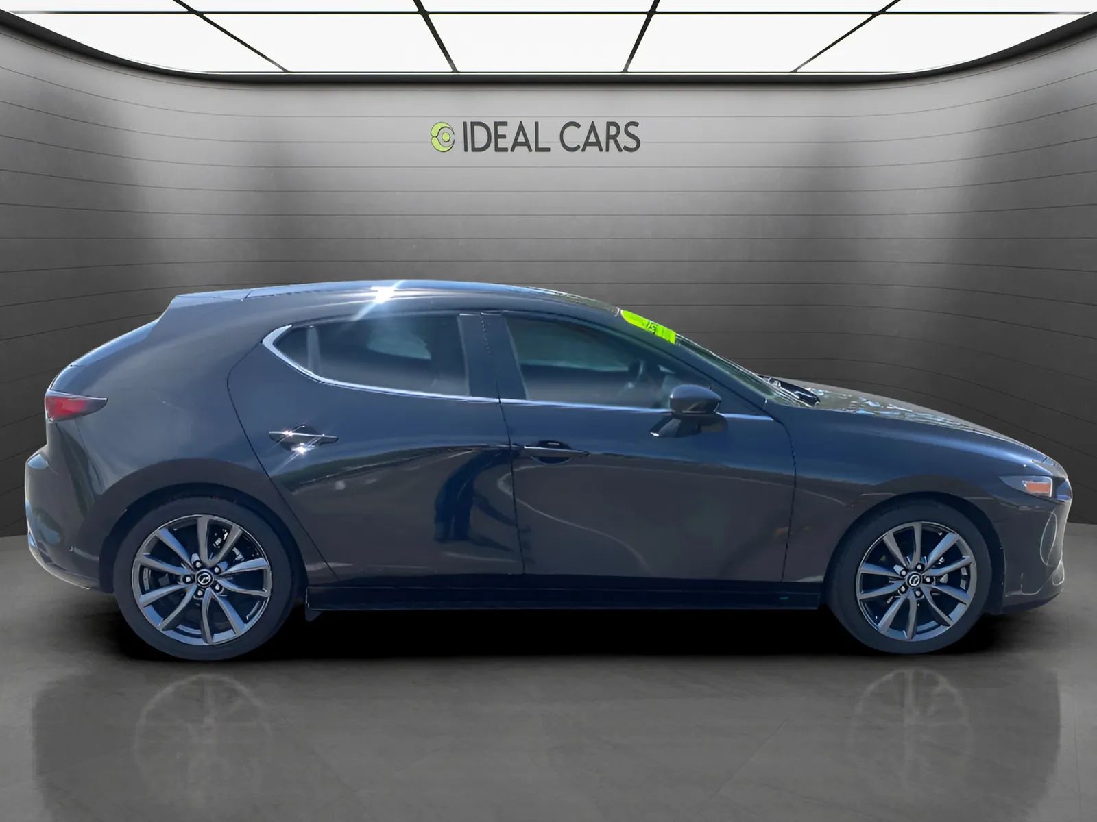 View vehicle photo 4