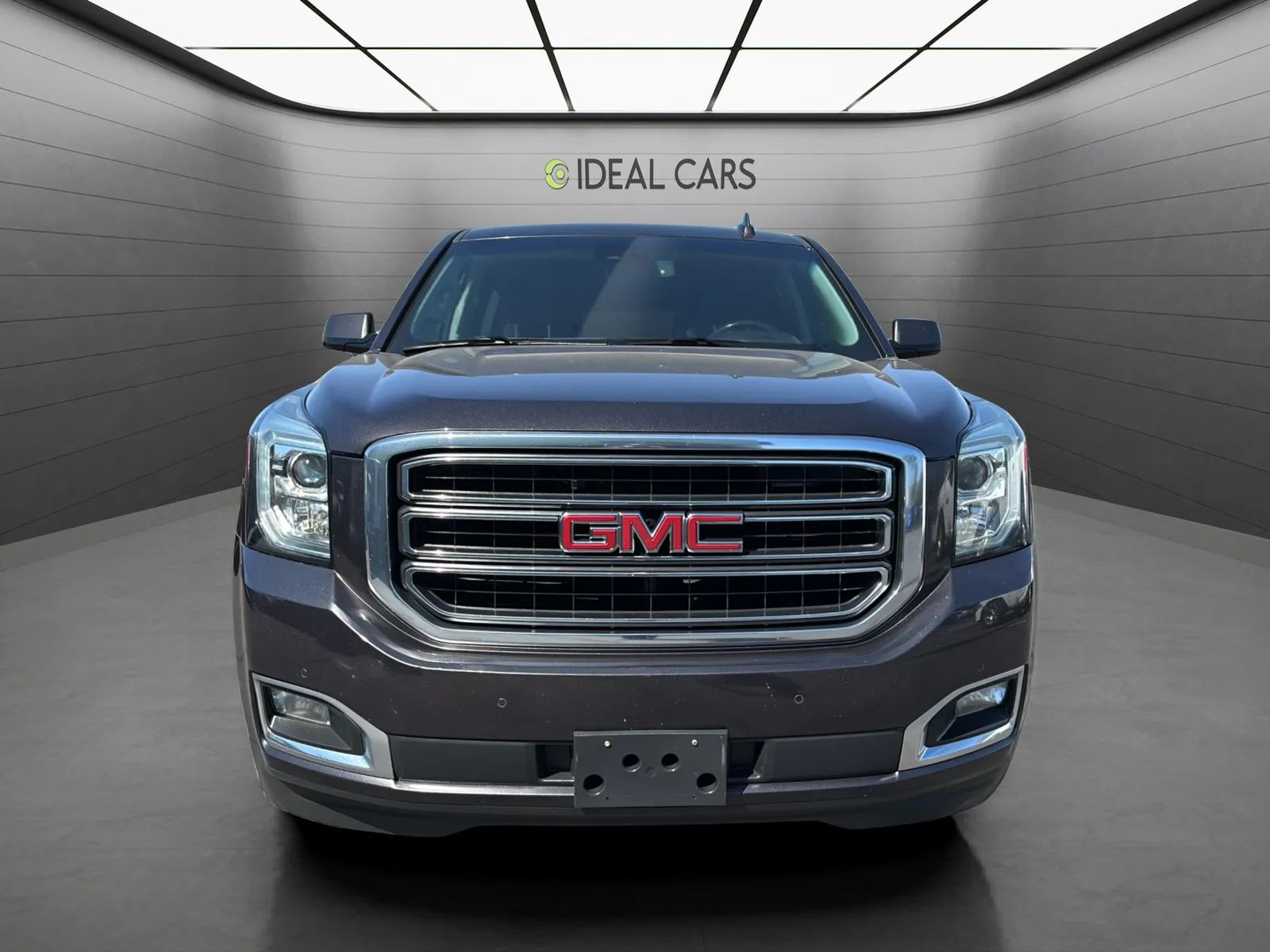 Gray 2018 GMC Yukon XL SUV / Crossover 4X2 Automatic