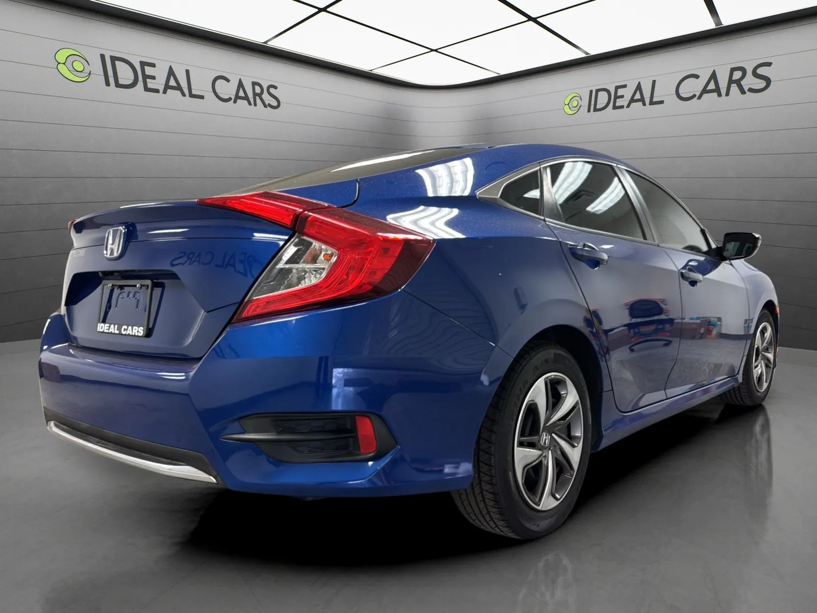 View vehicle photo 6