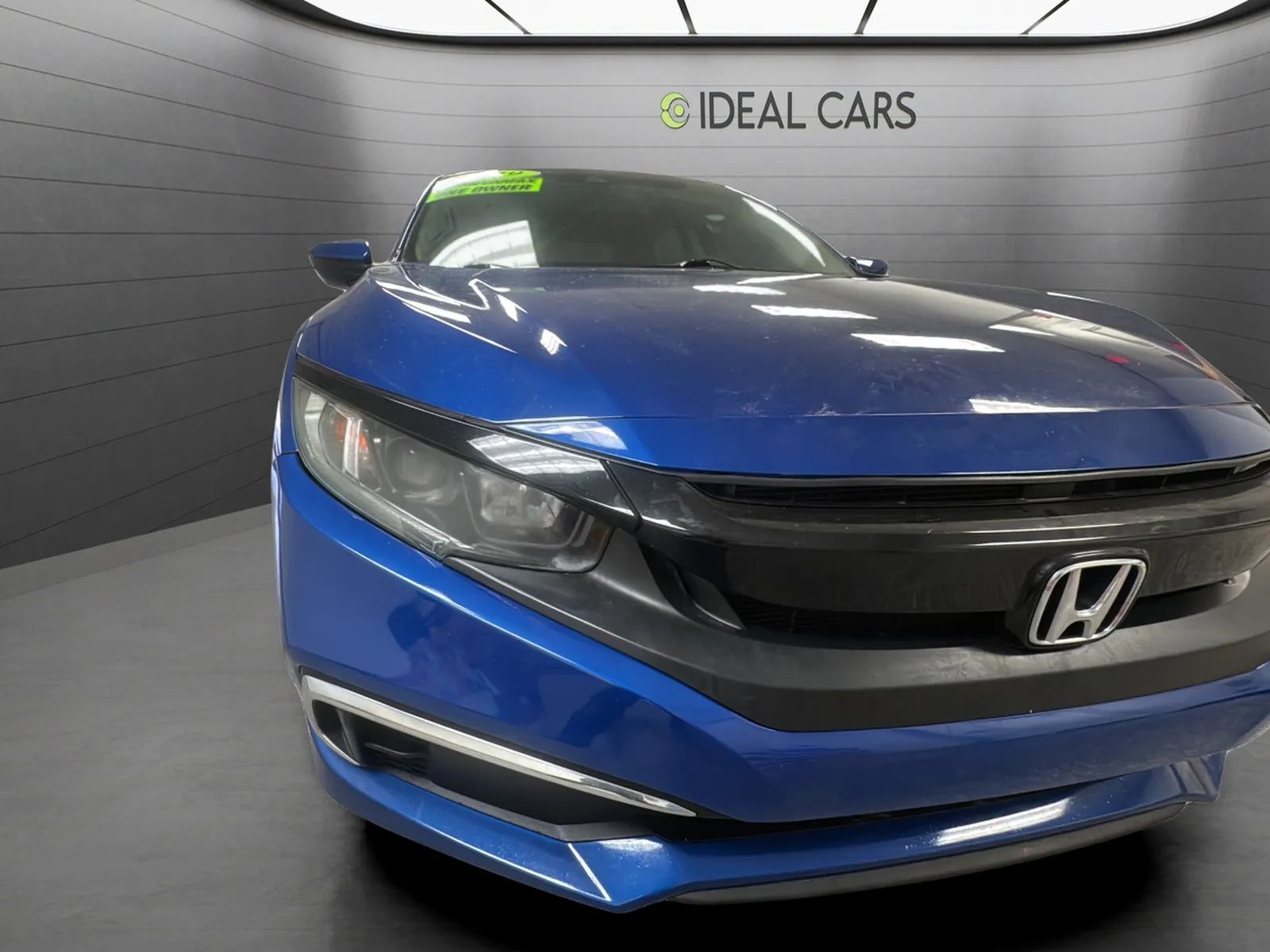 View vehicle photo 3