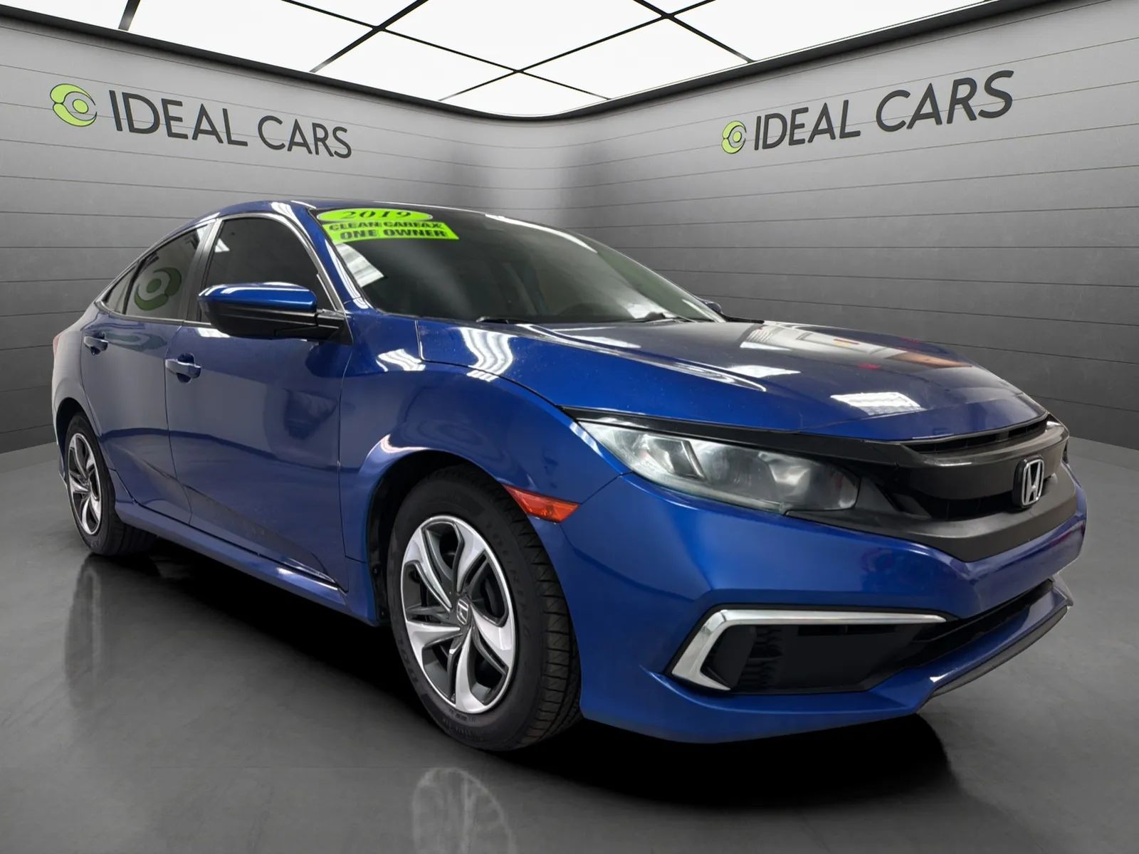 View vehicle photo 4