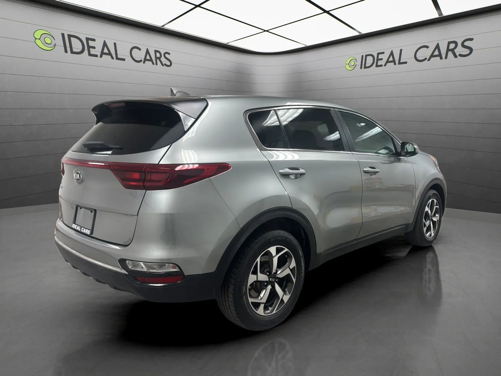 View vehicle photo 5