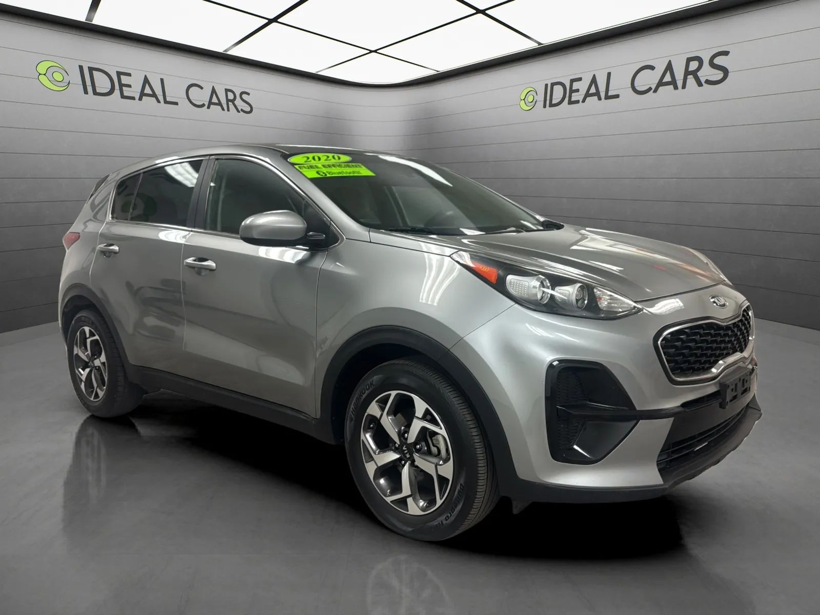 View vehicle photo 7