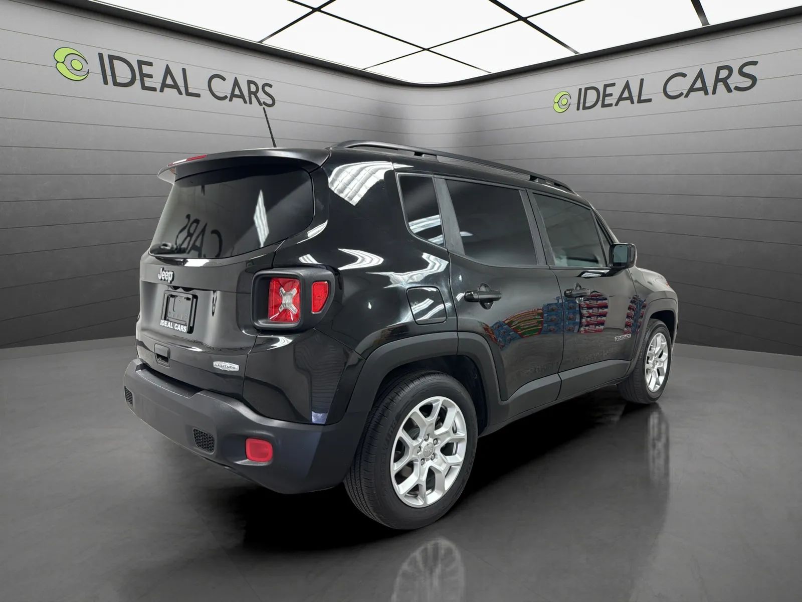 View vehicle photo 5