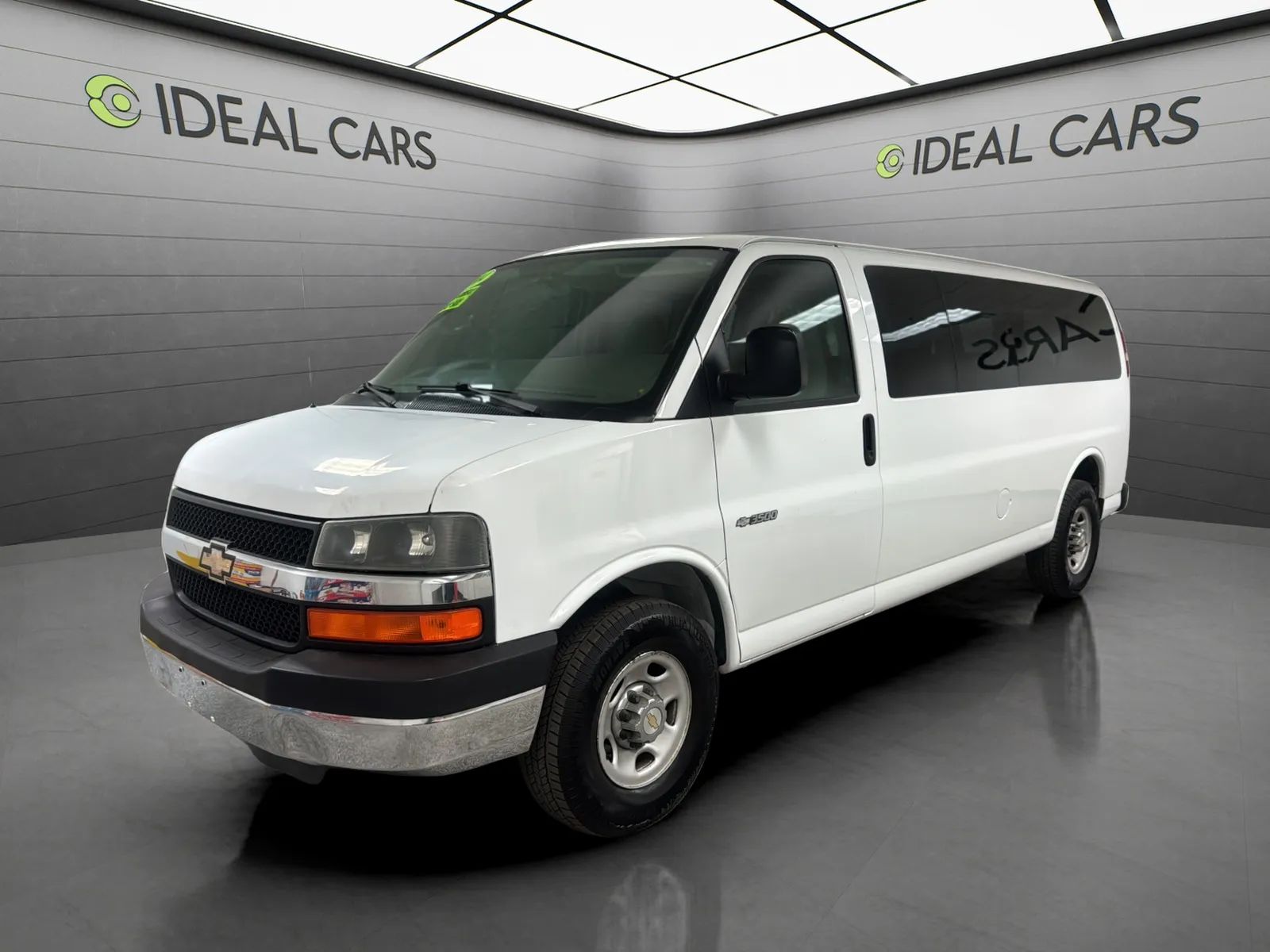 2004 Chevrolet Express 3500 Extended RWD   