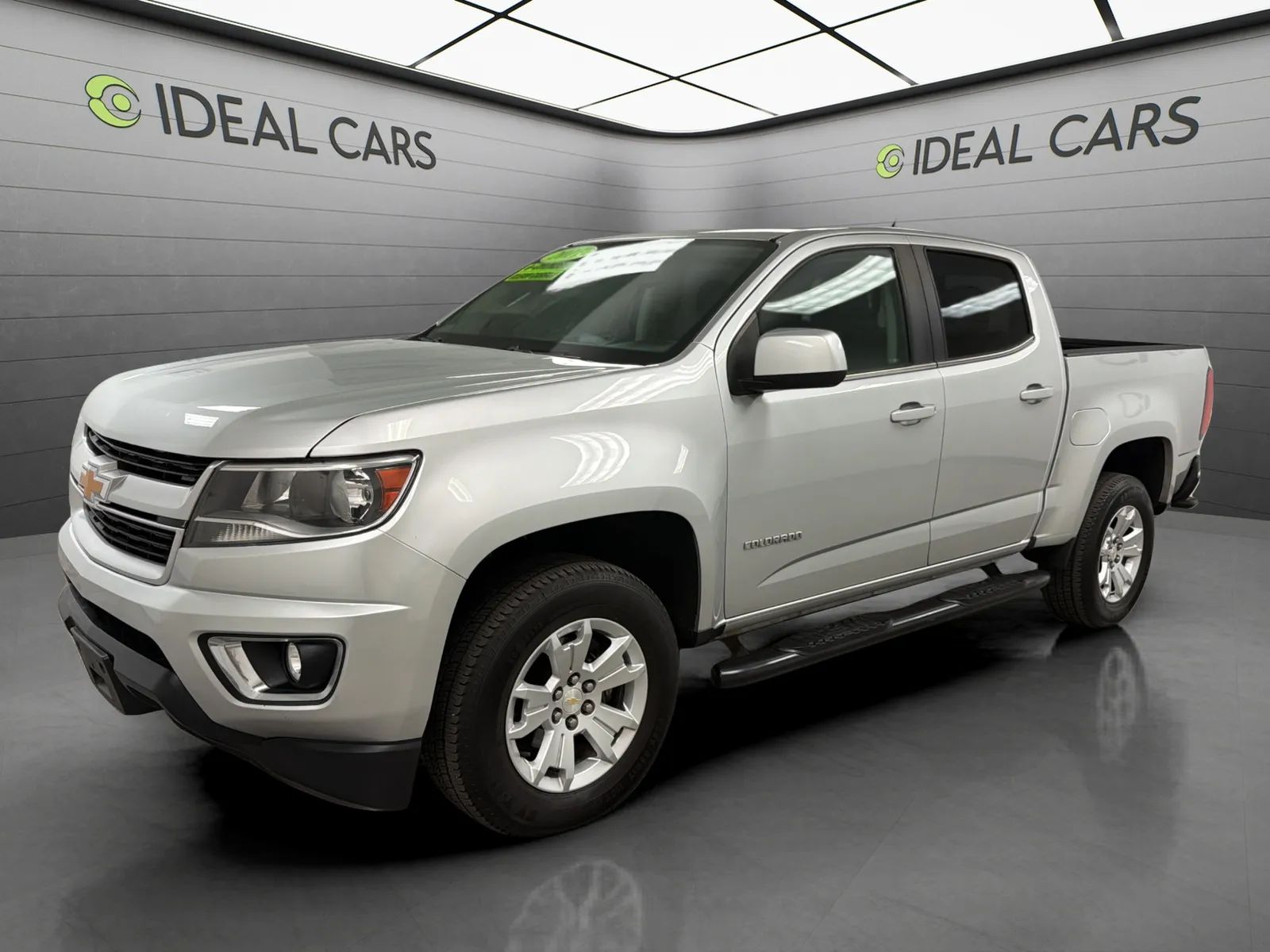 2017 Chevrolet Colorado Plata Camioneta 4X2 Automática