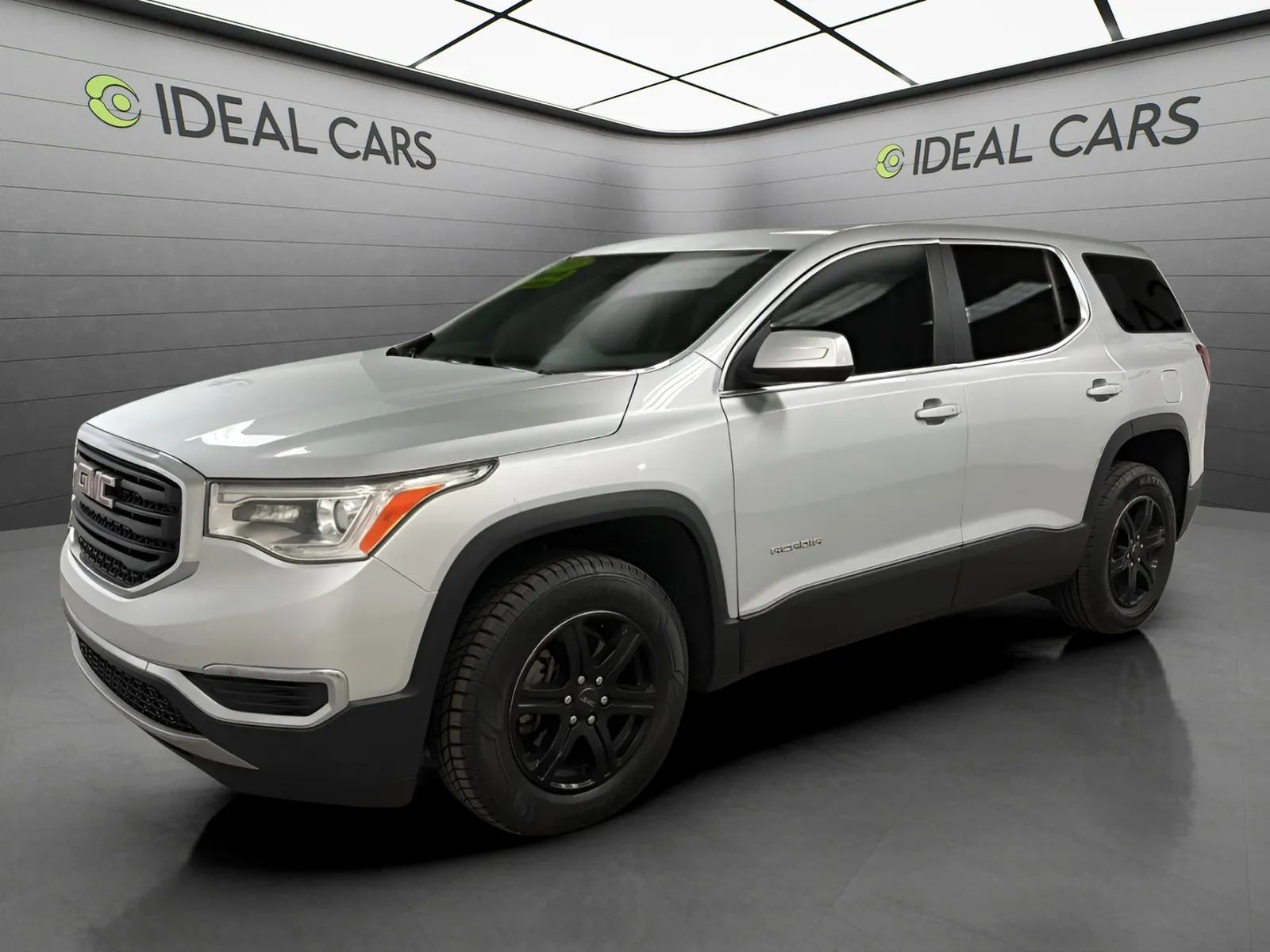 Silver 2018 GMC Acadia SUV / Crossover Front-Wheel Drive