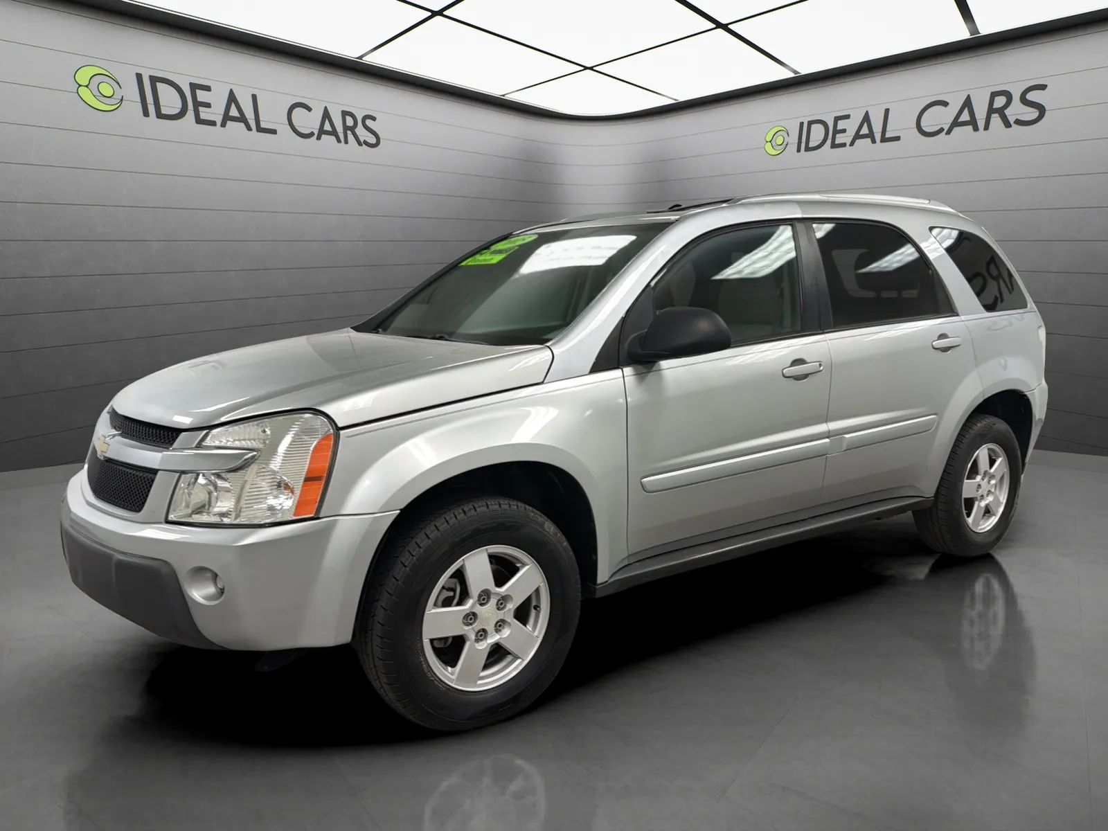 Silver 2005 Chevrolet Equinox SUV / Crossover Front-Wheel Drive Automatic
