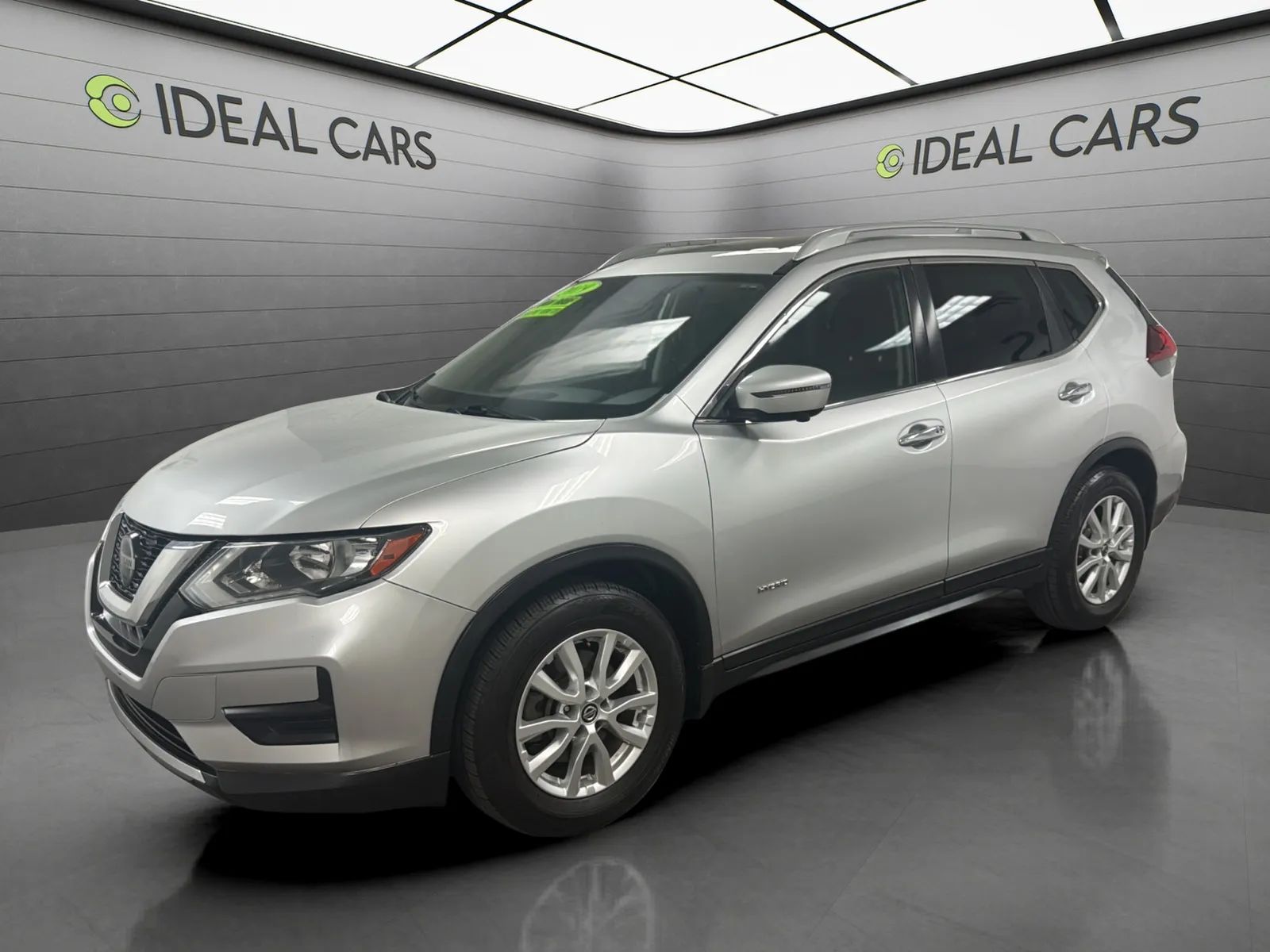  2019 Nissan Rogue Hybrid SV FWD   