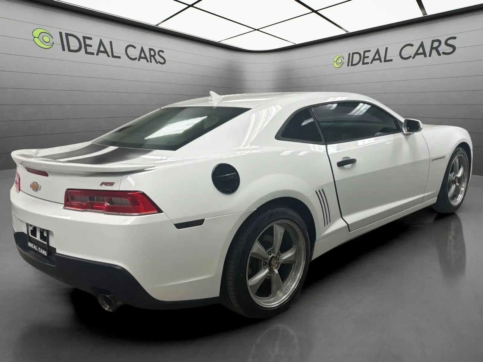 View vehicle photo 5