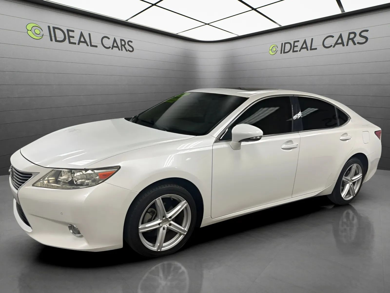  2014 Lexus ES 350 FWD   