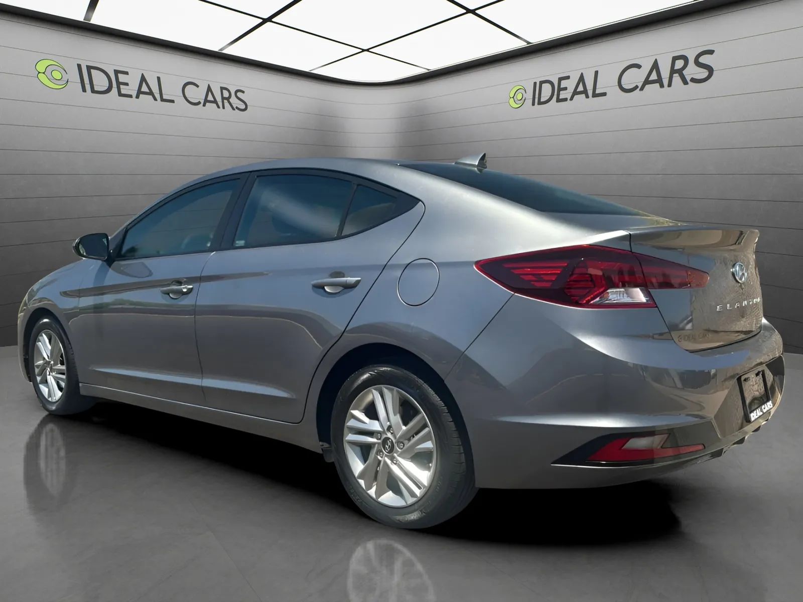 View vehicle photo 7