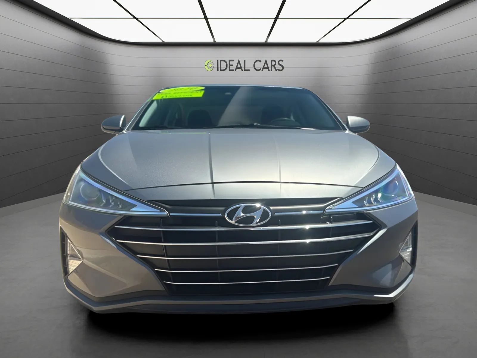 View vehicle photo 2
