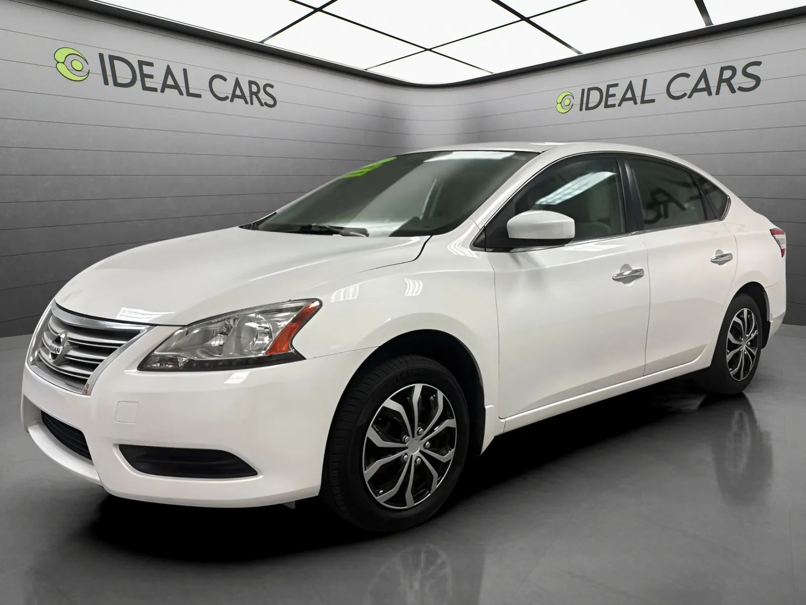 White 2013 Nissan Sentra SV Sedan Front-Wheel Drive