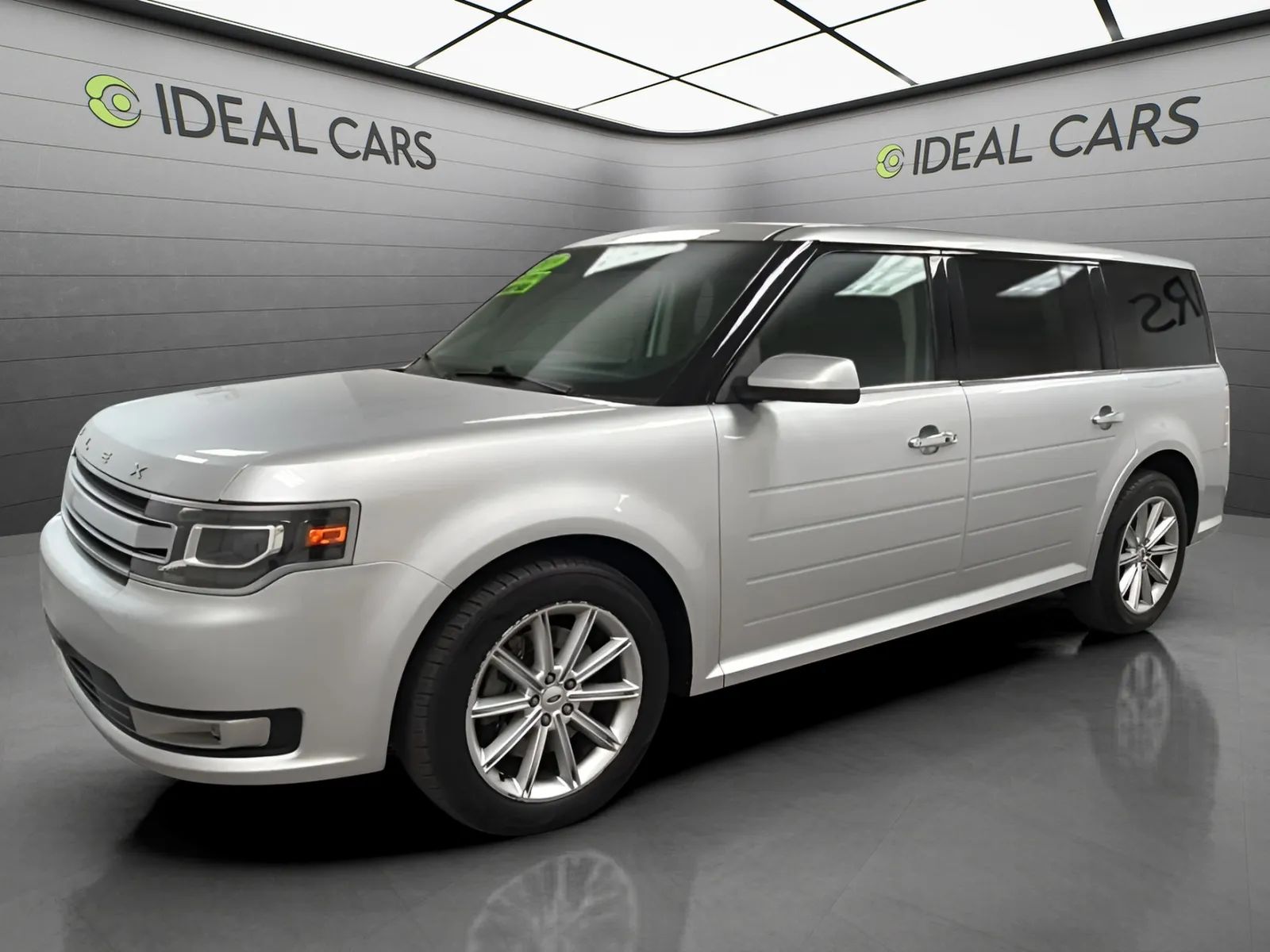Silver 2019 Ford Flex SUV / Crossover Front-Wheel Drive Automatic
