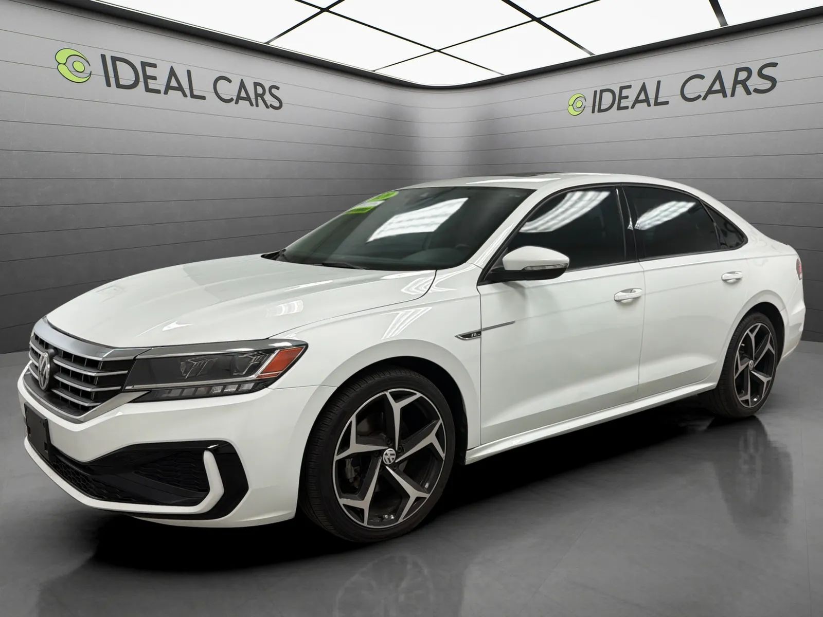 2020 Volkswagen Passat 2.0T R-Line FWD