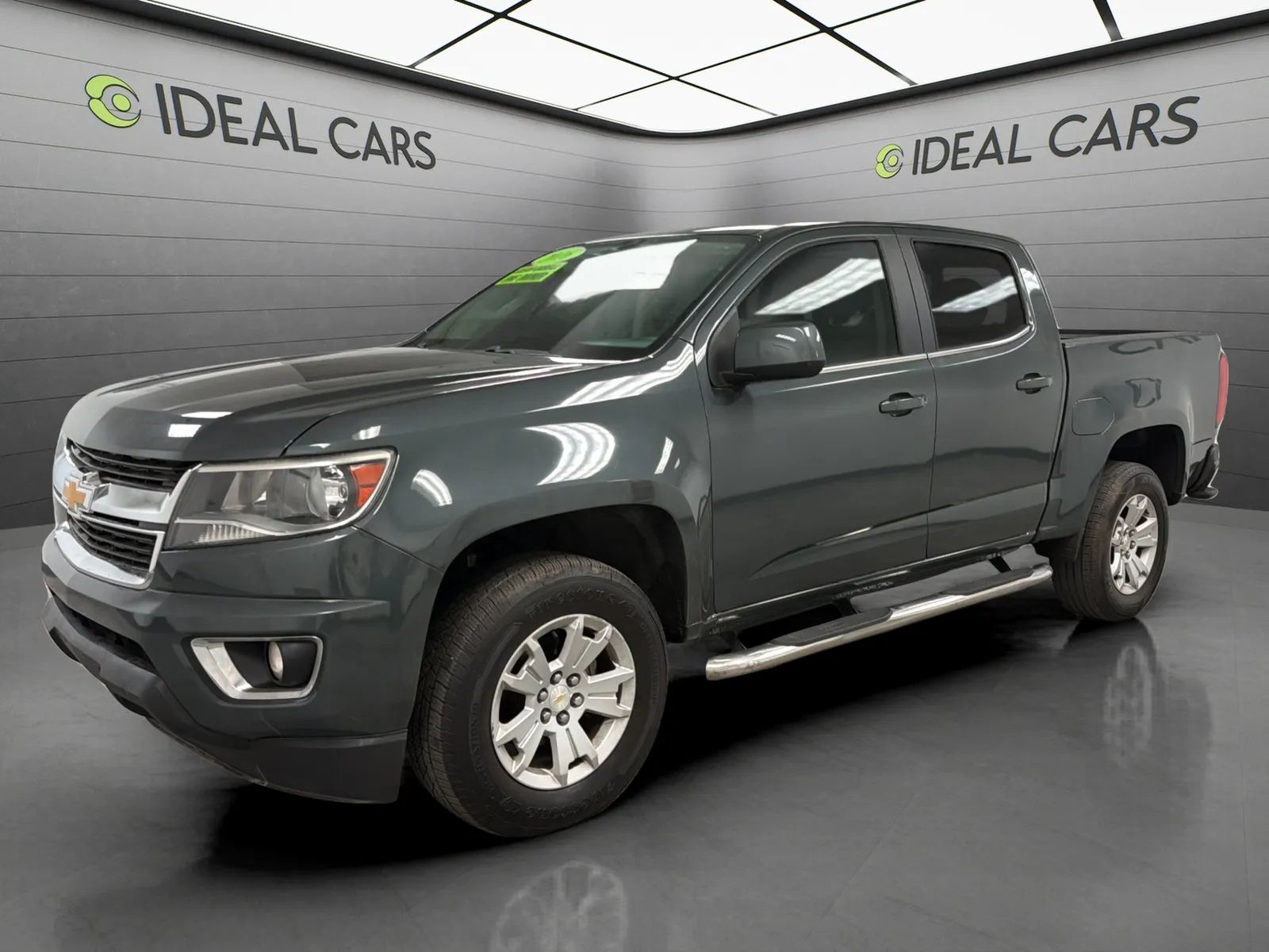 Gray 2016 Chevrolet Colorado Pickup Truck 4X2 Automatic