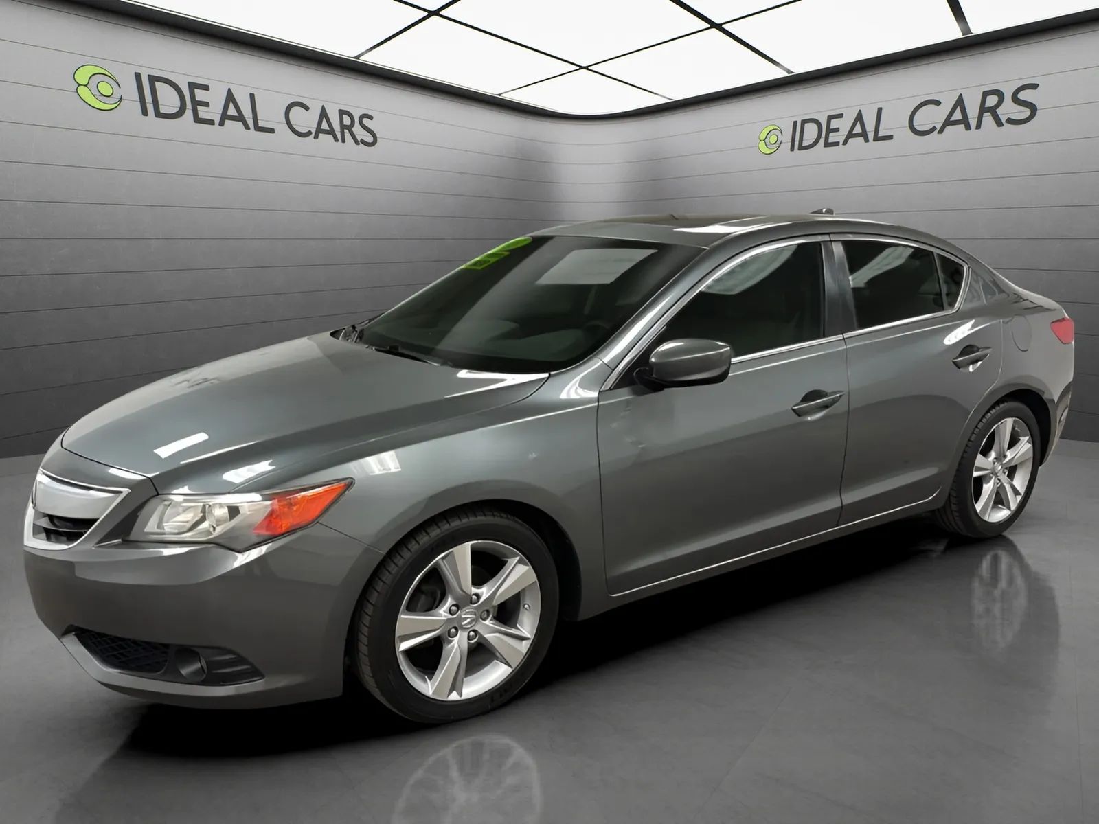 2013 Acura ILX 2.0L FWD with Premium Package