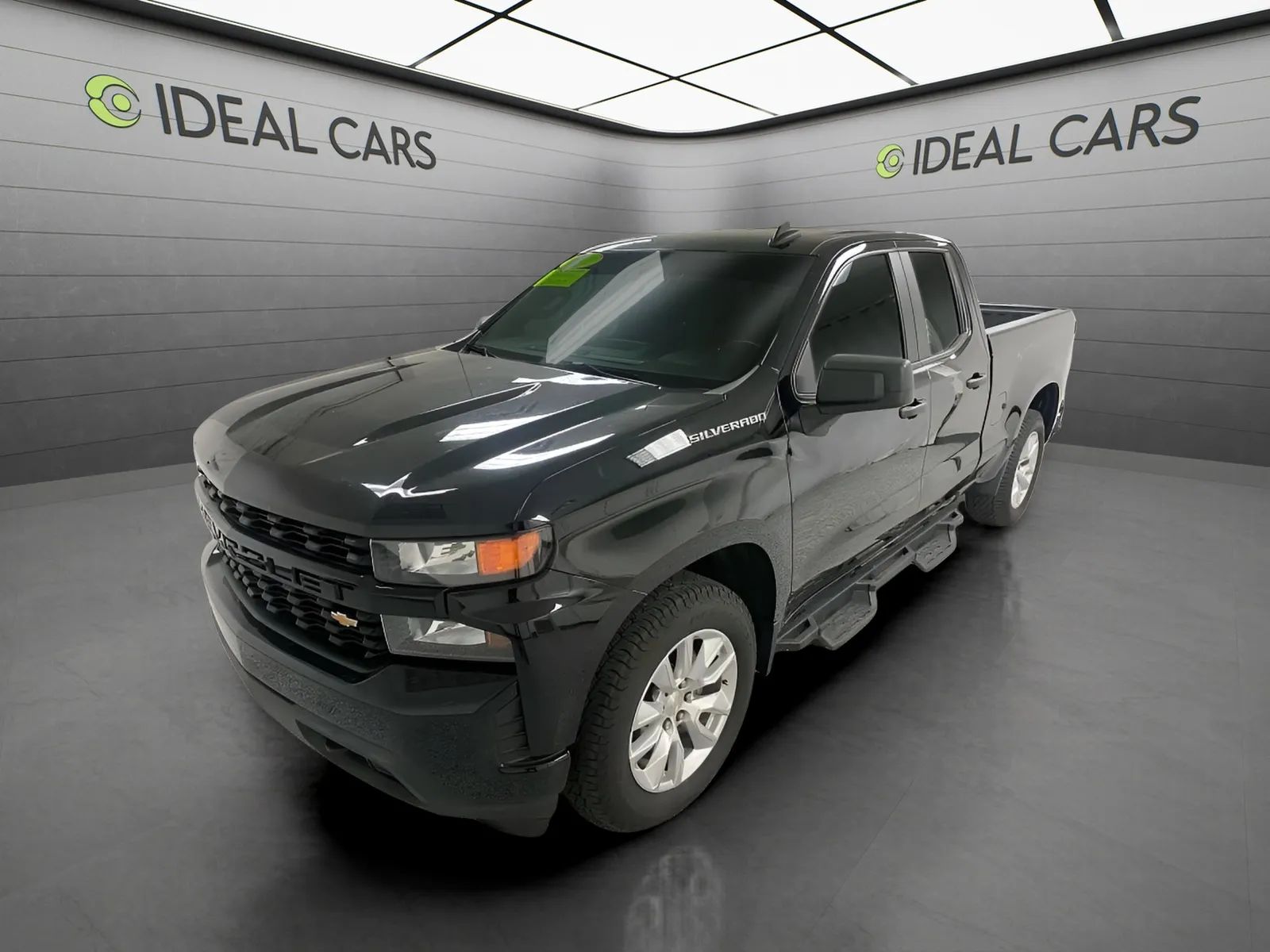 2021 Chevrolet Silverado 1500 Custom Double Cab RWD Pickup Truck 4X2 Automatic