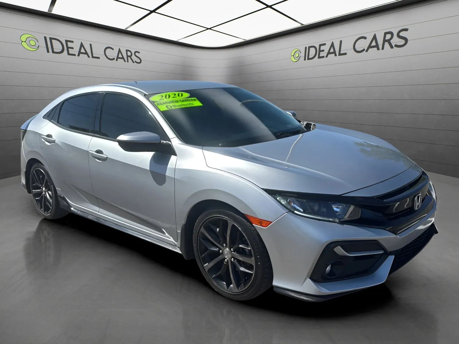 View vehicle photo 3