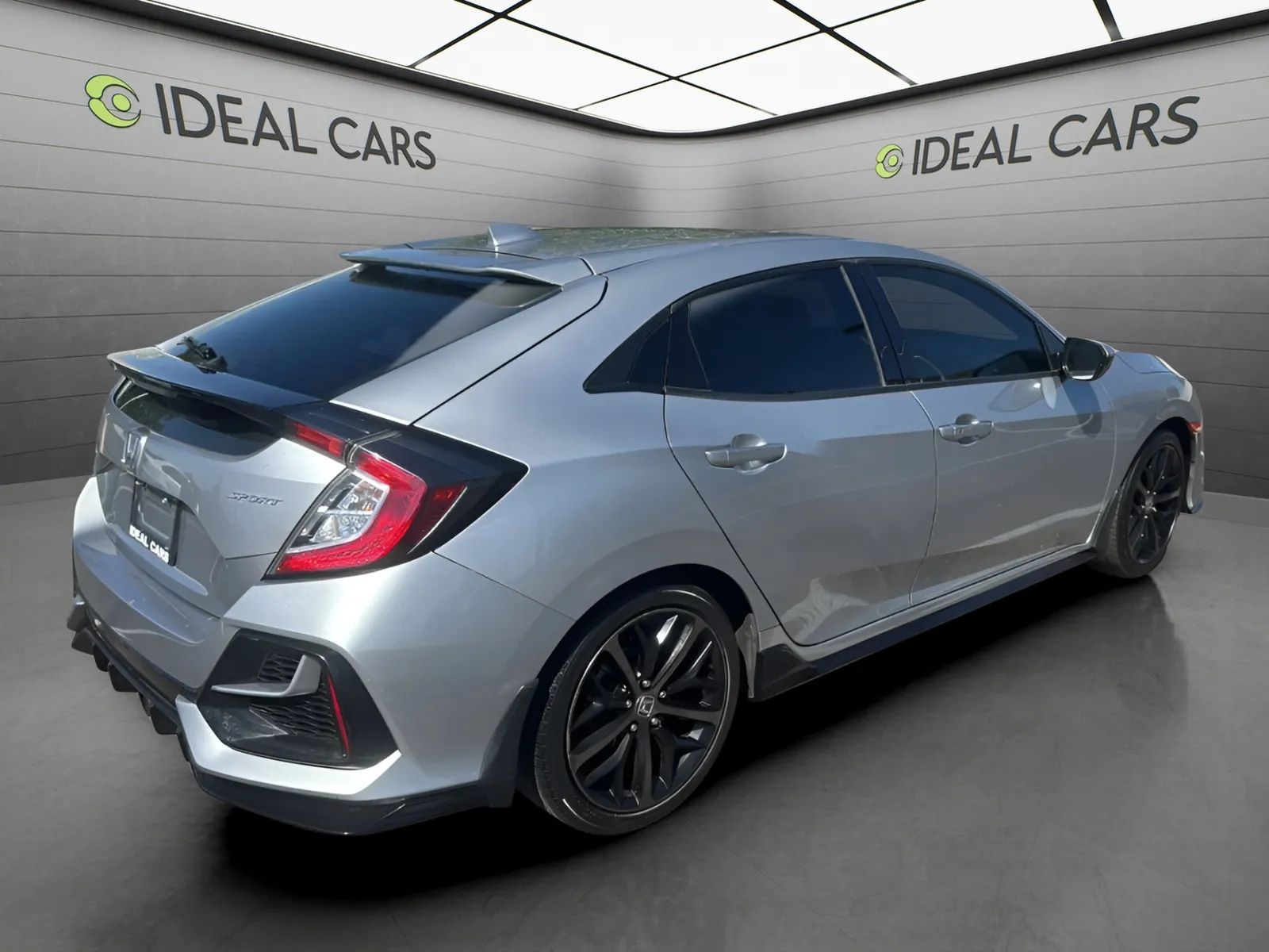 View vehicle photo 5